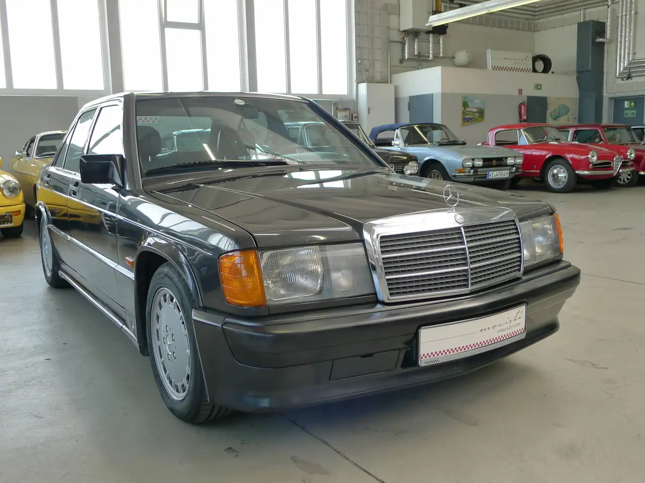 Mercedes-Benz 190 E 2.3-16, sehr gepflegt, Erstlack, foto 3