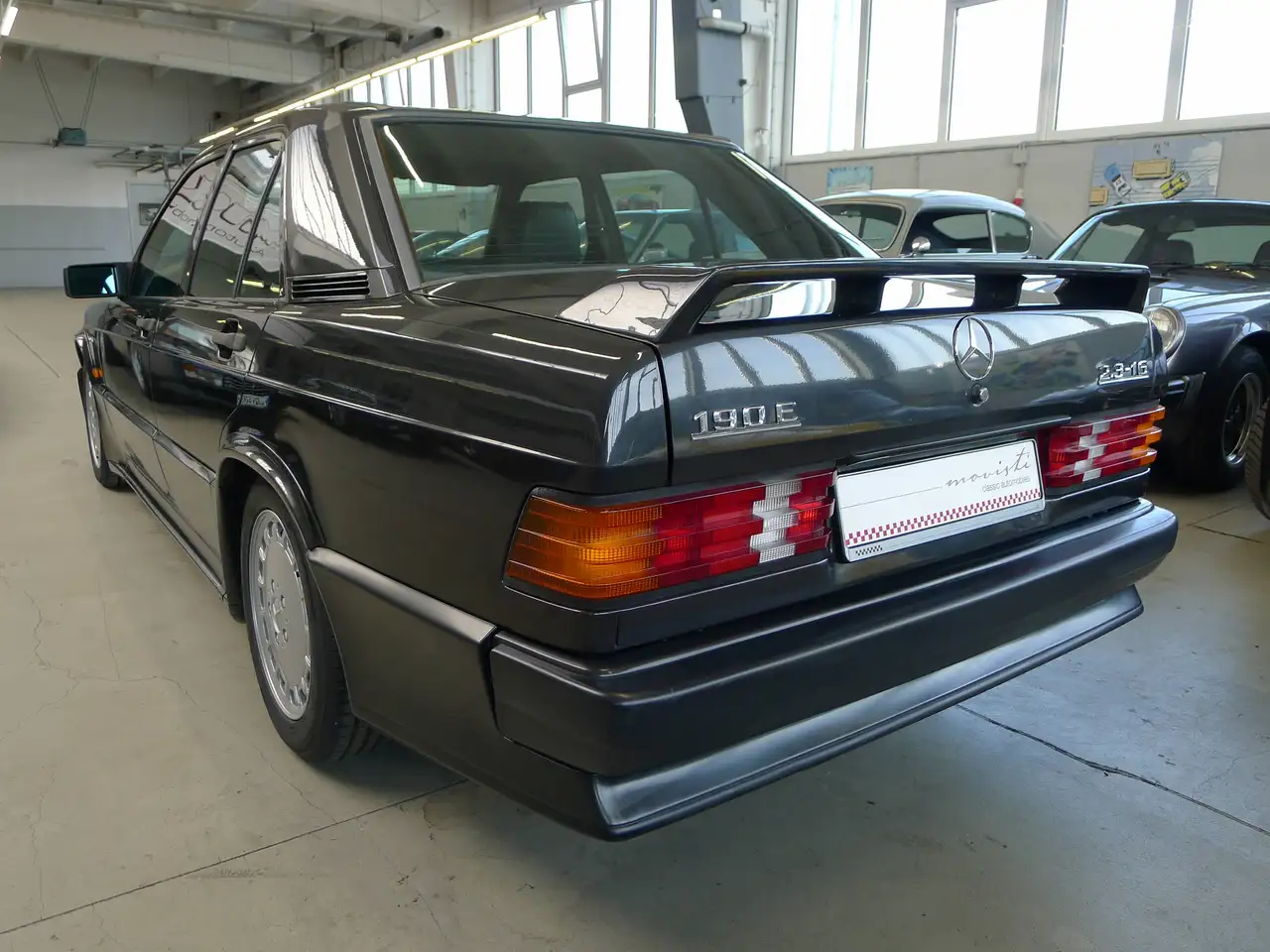 Mercedes-Benz 190 E 2.3-16, sehr gepflegt, Erstlack, foto 7