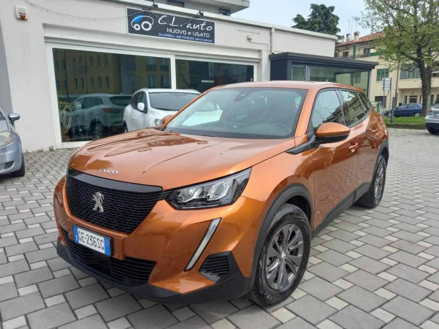 Peugeot 2008 BlueHDi 110 S&S Active Pack Arancione - 1