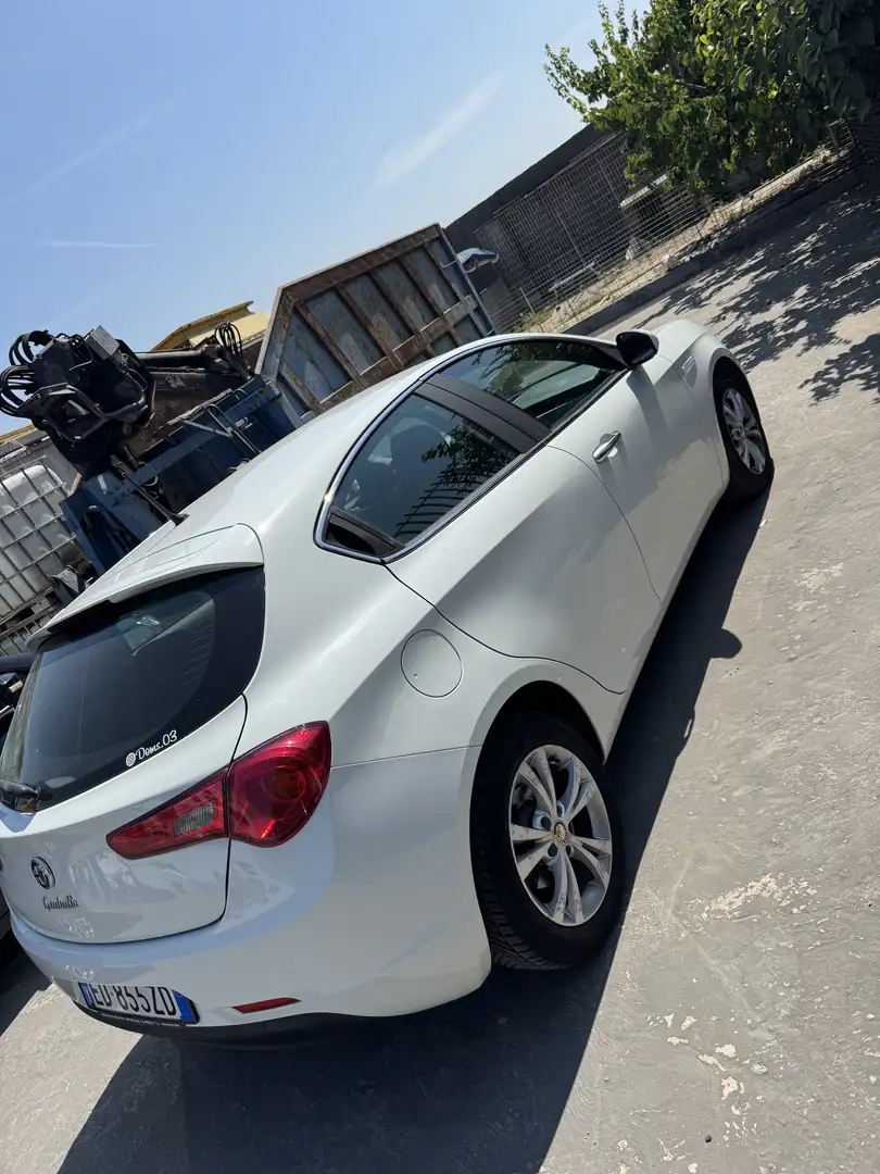 Alfa Romeo Giulietta 1.6 jtdm(2) Distinctive - 1