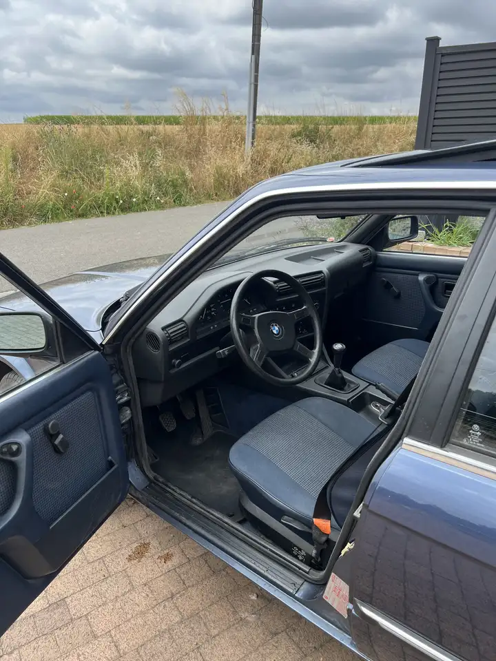 BMW 320, foto 6