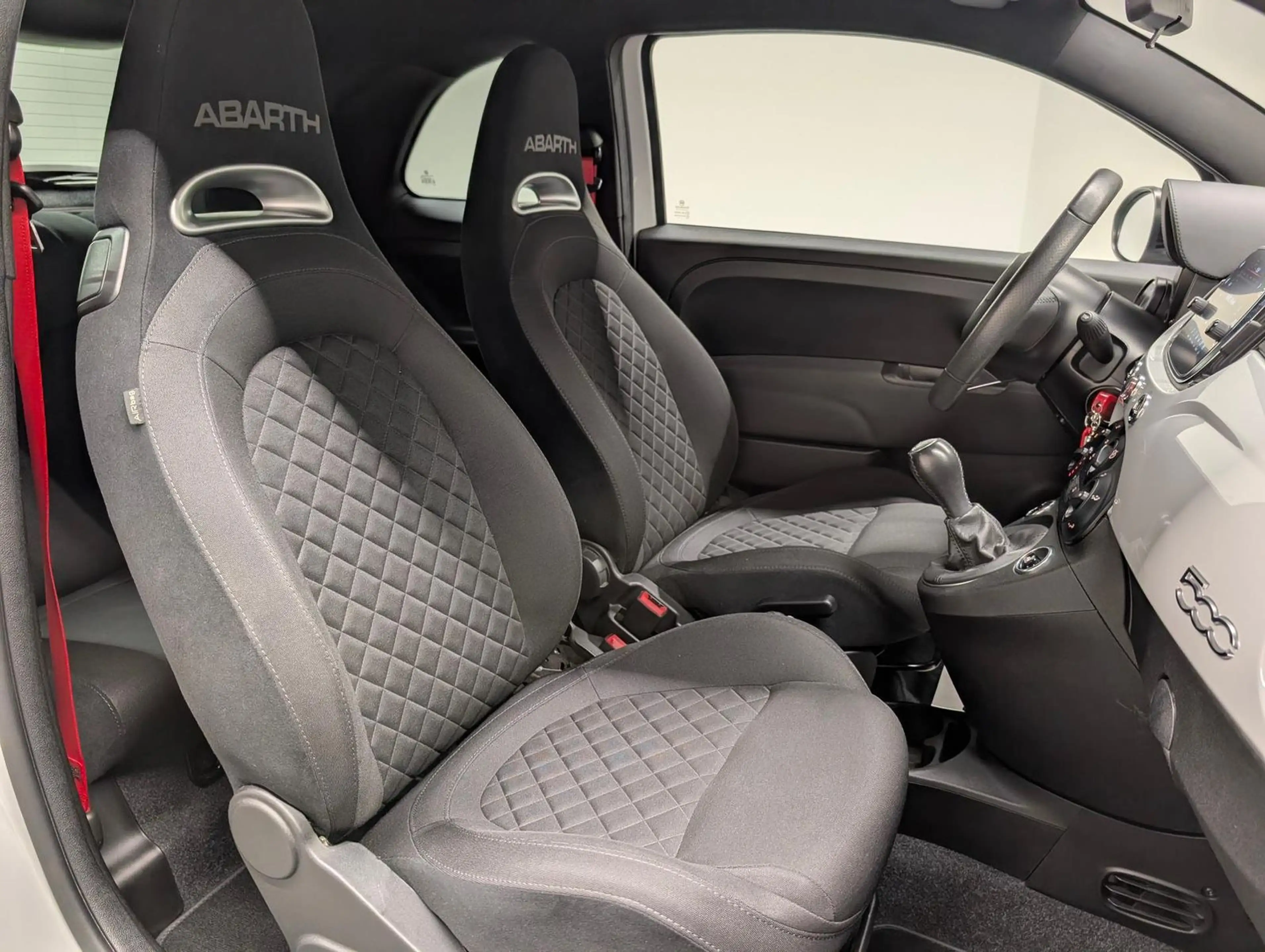 Abarth 595 Bi-Xenon/U-Connect/Beats/PDC/DAB/17-LM — photo 11