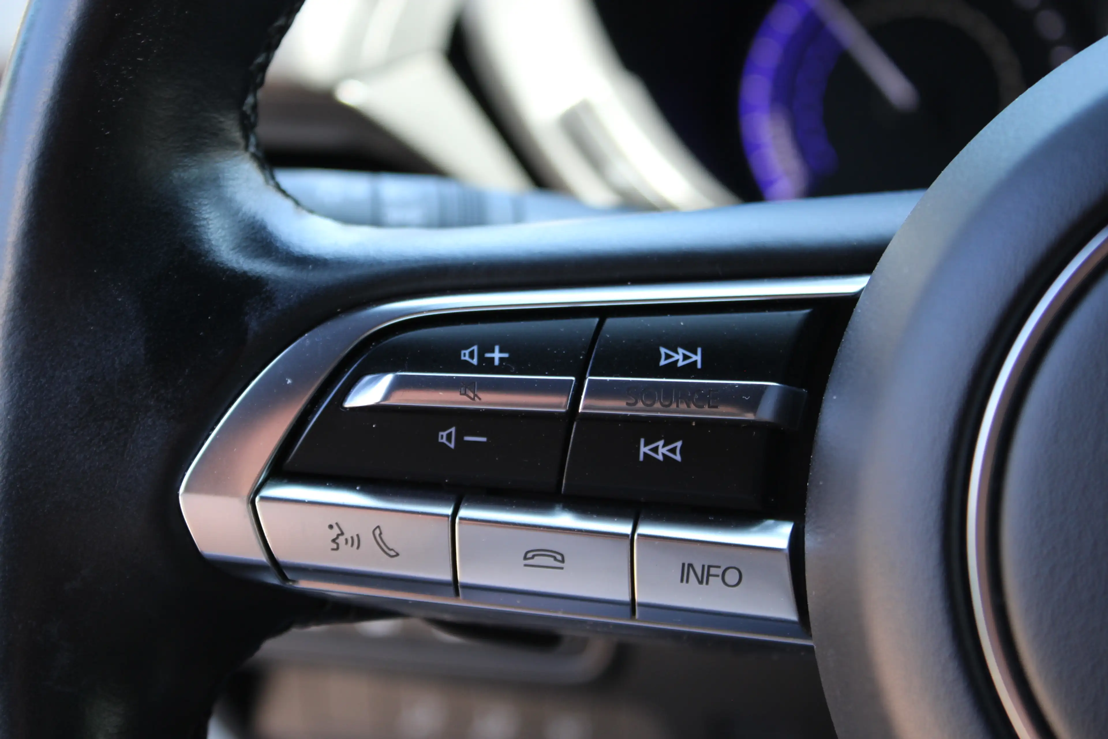 Mazda MX-30 e-SkyActiv 145 Luxury 36 kWh | Panoramadak | Full — photo 24