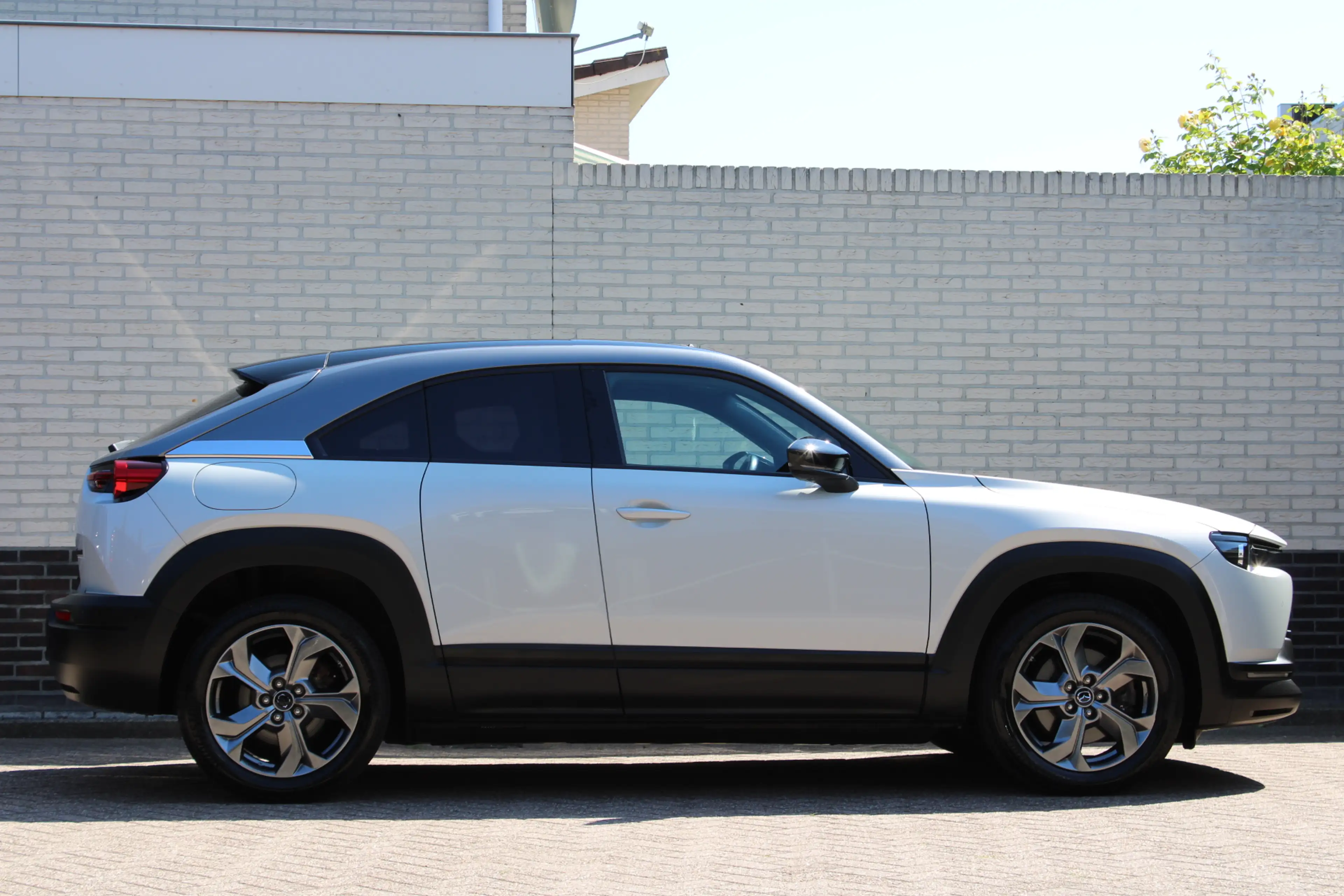 Mazda MX-30 e-SkyActiv 145 Luxury 36 kWh | Panoramadak | Full — photo 2