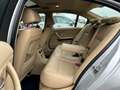 BMW 320 d Automatique / GPS / Tel. / PANO. / historique Grijs - thumbnail 23