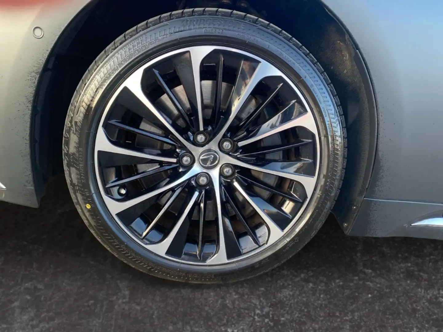 Lexus LS 500 h AWD Luxury Line *HUD*Pano*360*Navi*LED* Negru - 2