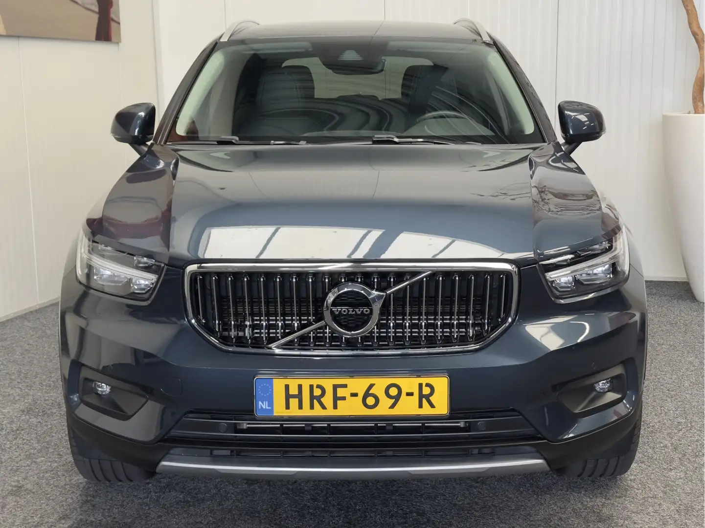 Volvo XC40 1.5 T4 RECHARGE INSCRIPTION FACELIFT ! ELEK. TREKH Bleu - 2