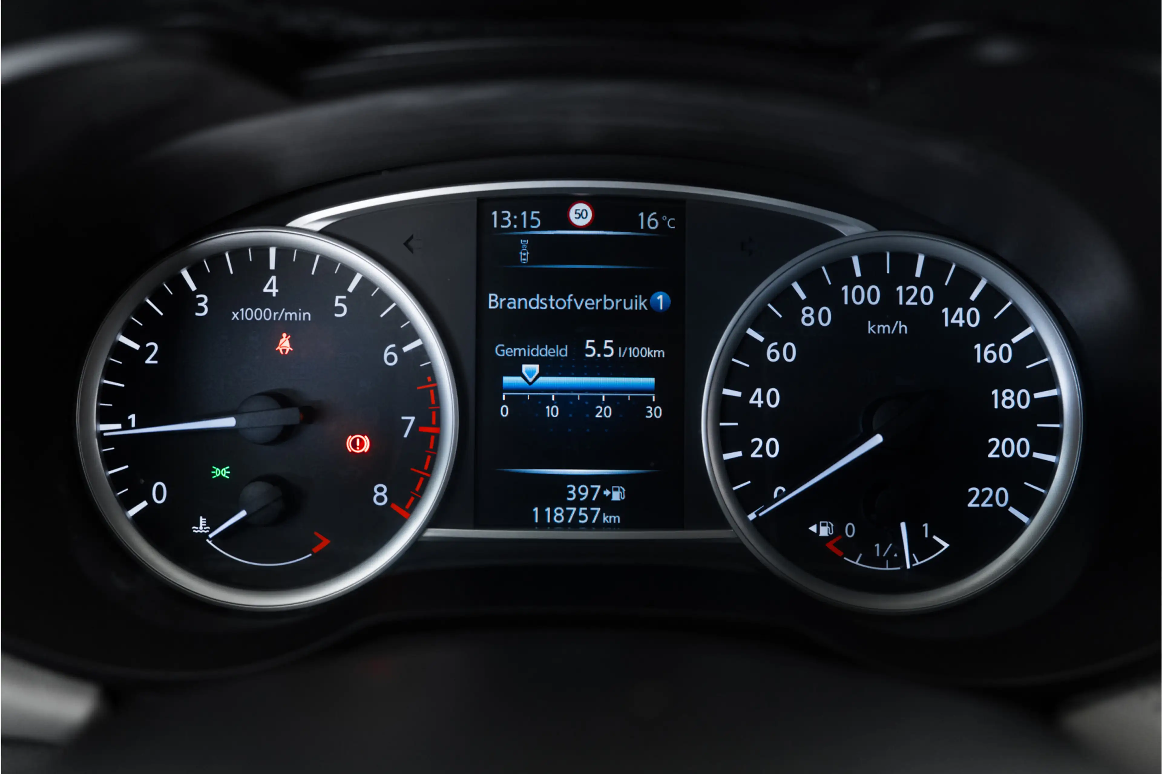 Nissan Micra 0.9 IG-T Tekna|camera|climatcontrol|cruisecontrol — photo 6