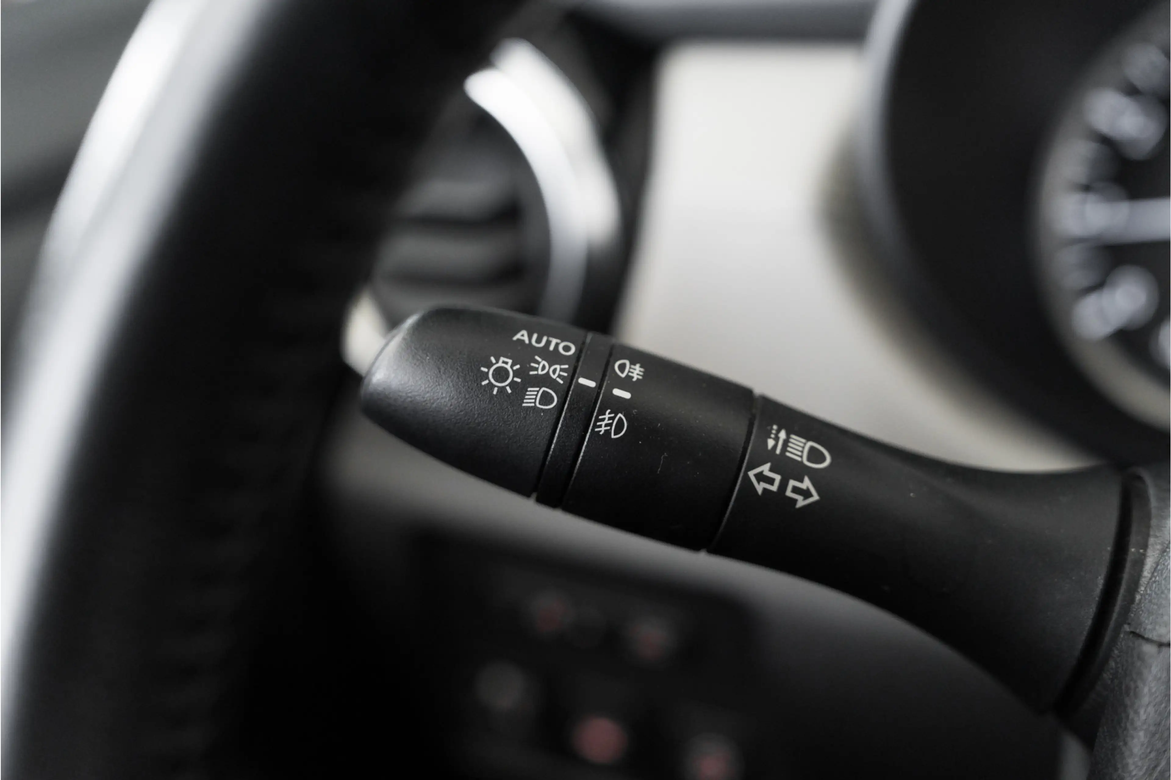 Nissan Micra 0.9 IG-T Tekna|camera|climatcontrol|cruisecontrol — photo 26