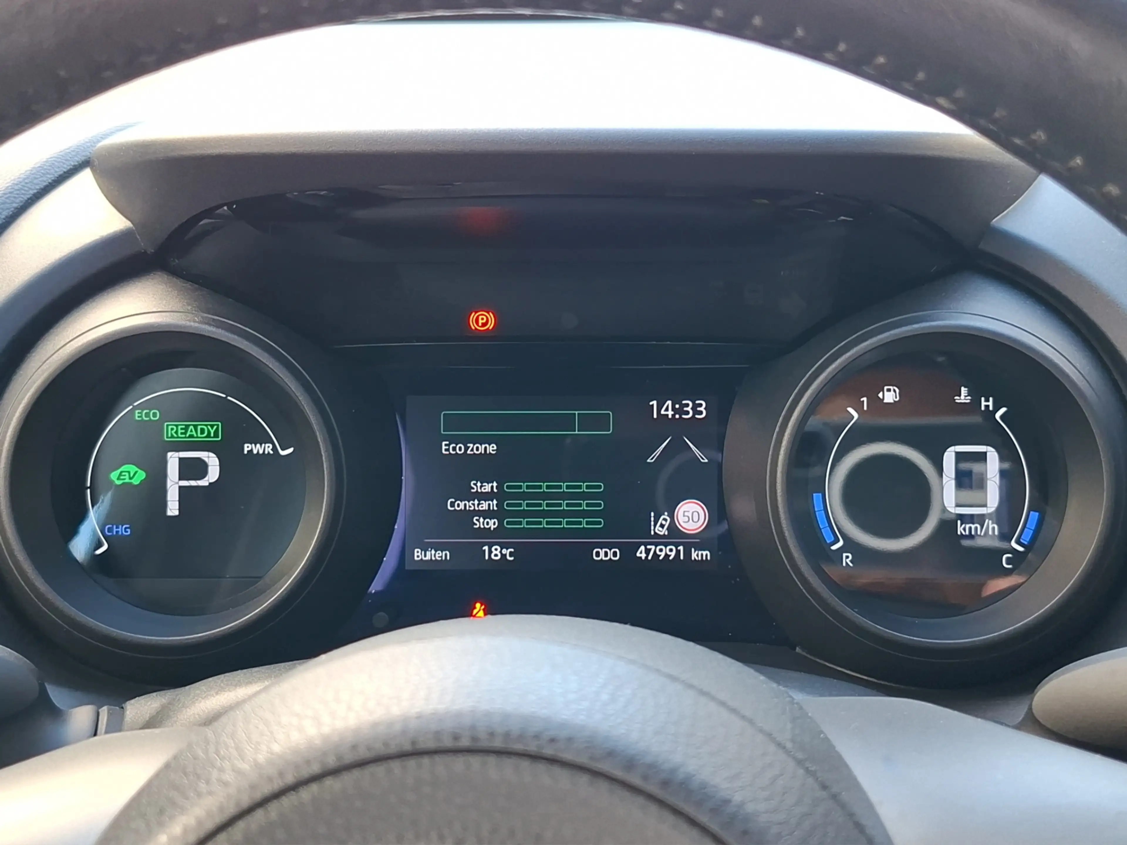 Toyota Yaris 1.5 Hybrid Dynamic | Dealer onderhouden | Climate — photo 6