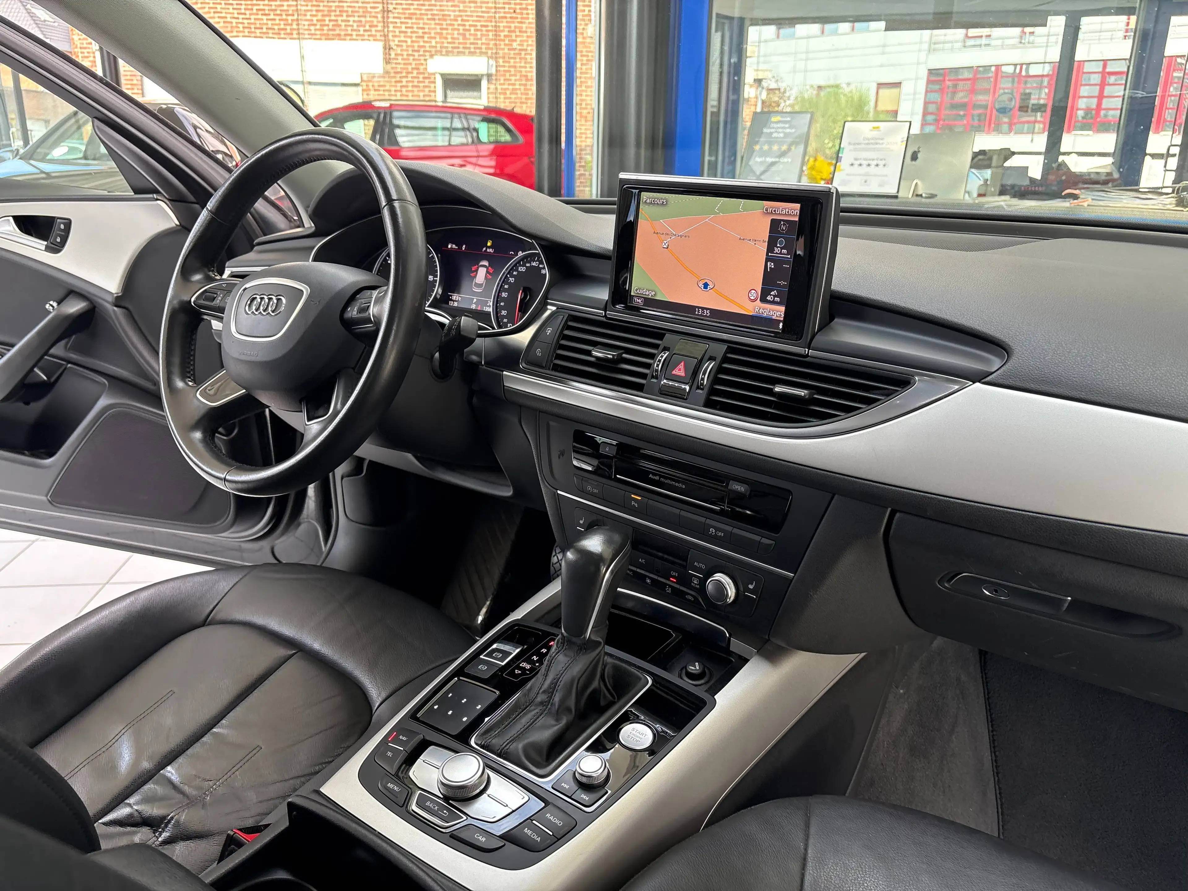 Audi A6 A6 Avant 2.0 TDi *MATRIX LED * CUIR * GPS * CAMERA * PDC * JANTES * 1ER PROP — photo 14
