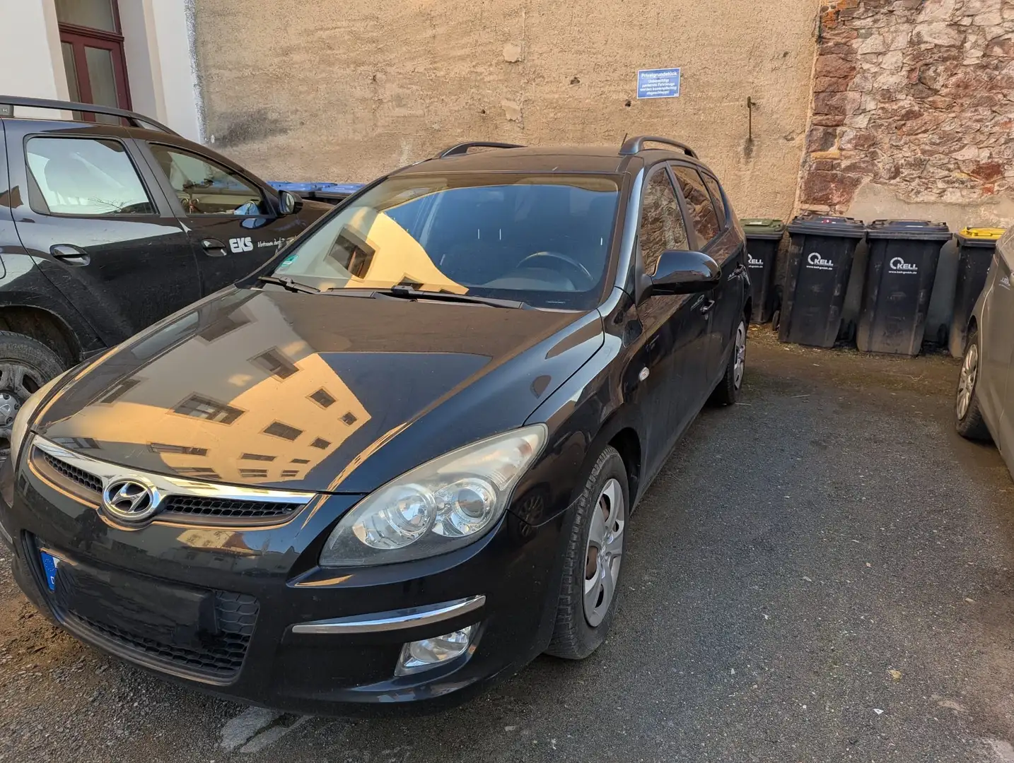 Hyundai i30 i30cw 1.4 Classic Noir - 1