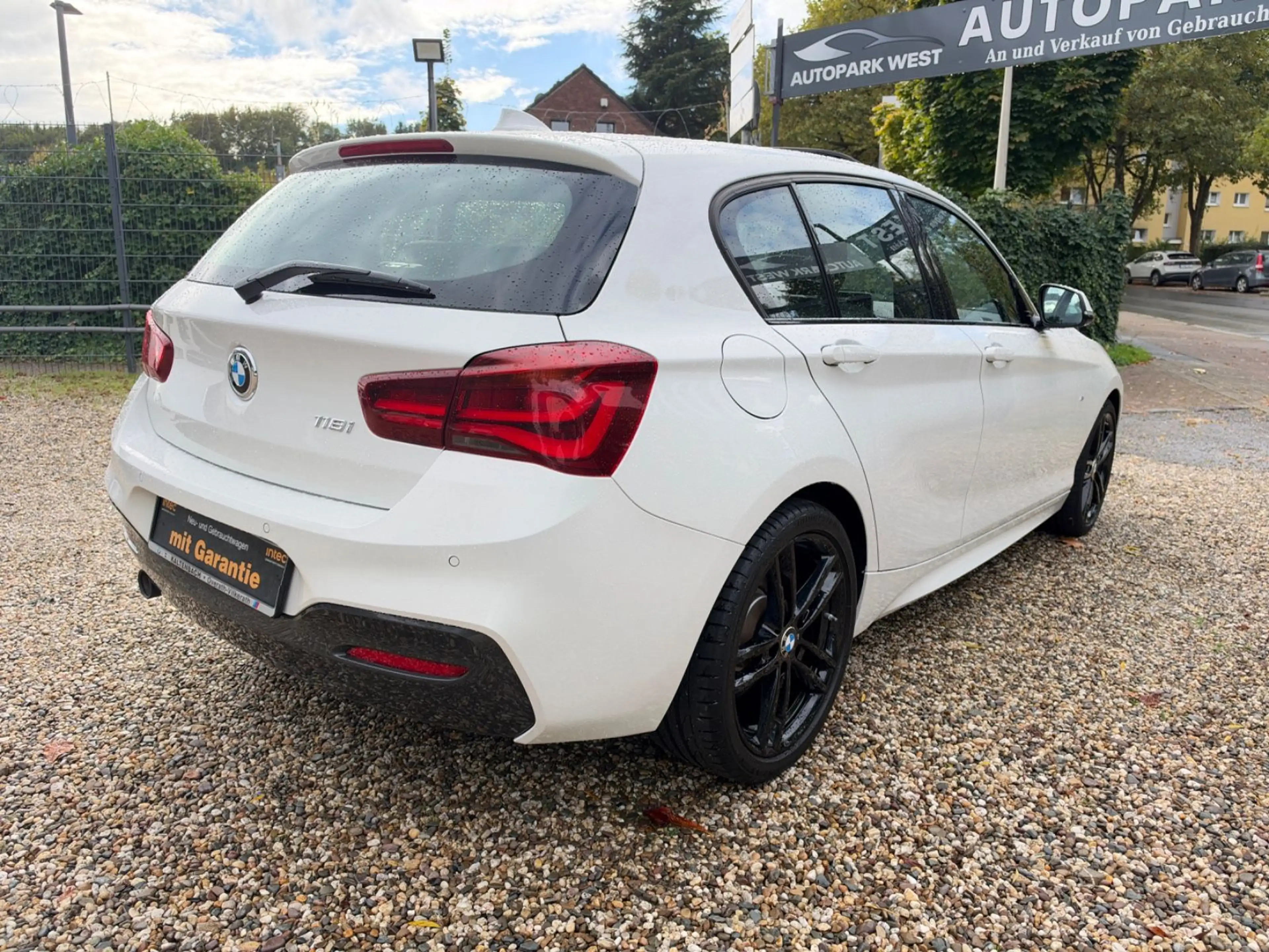 BMW 118 i Edition M Sport Shadow //S.DACH*LEDER — photo 5