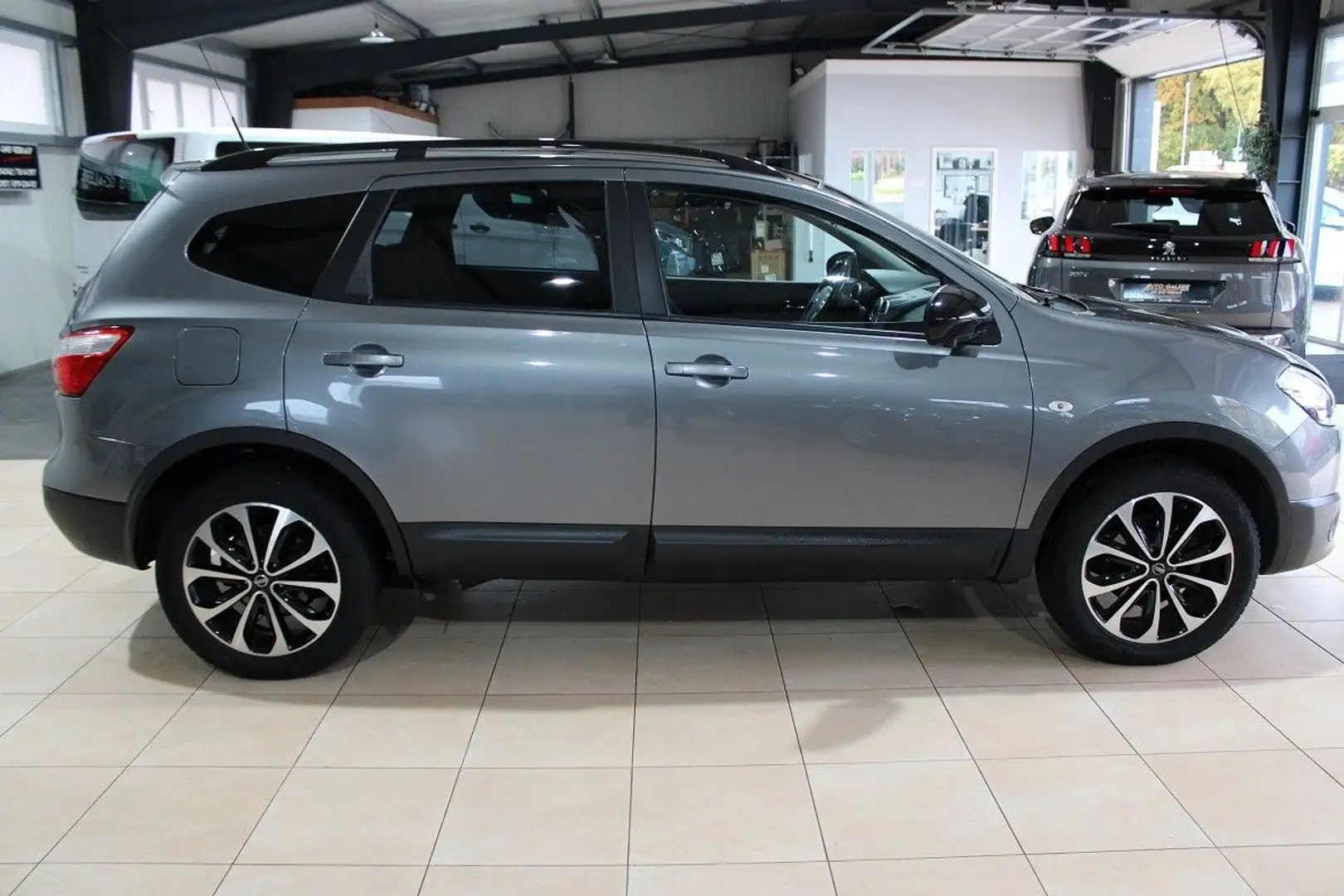 Nissan Qashqai +2 1,6*7 SITZER 360+TÜV NEU*NAVI*KAMERA* Grau - 2