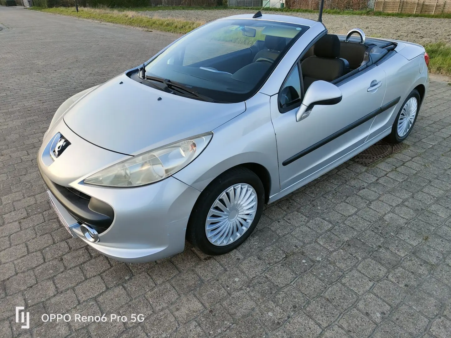 Peugeot 107 3p 1.4 hdi Plaisir - 2
