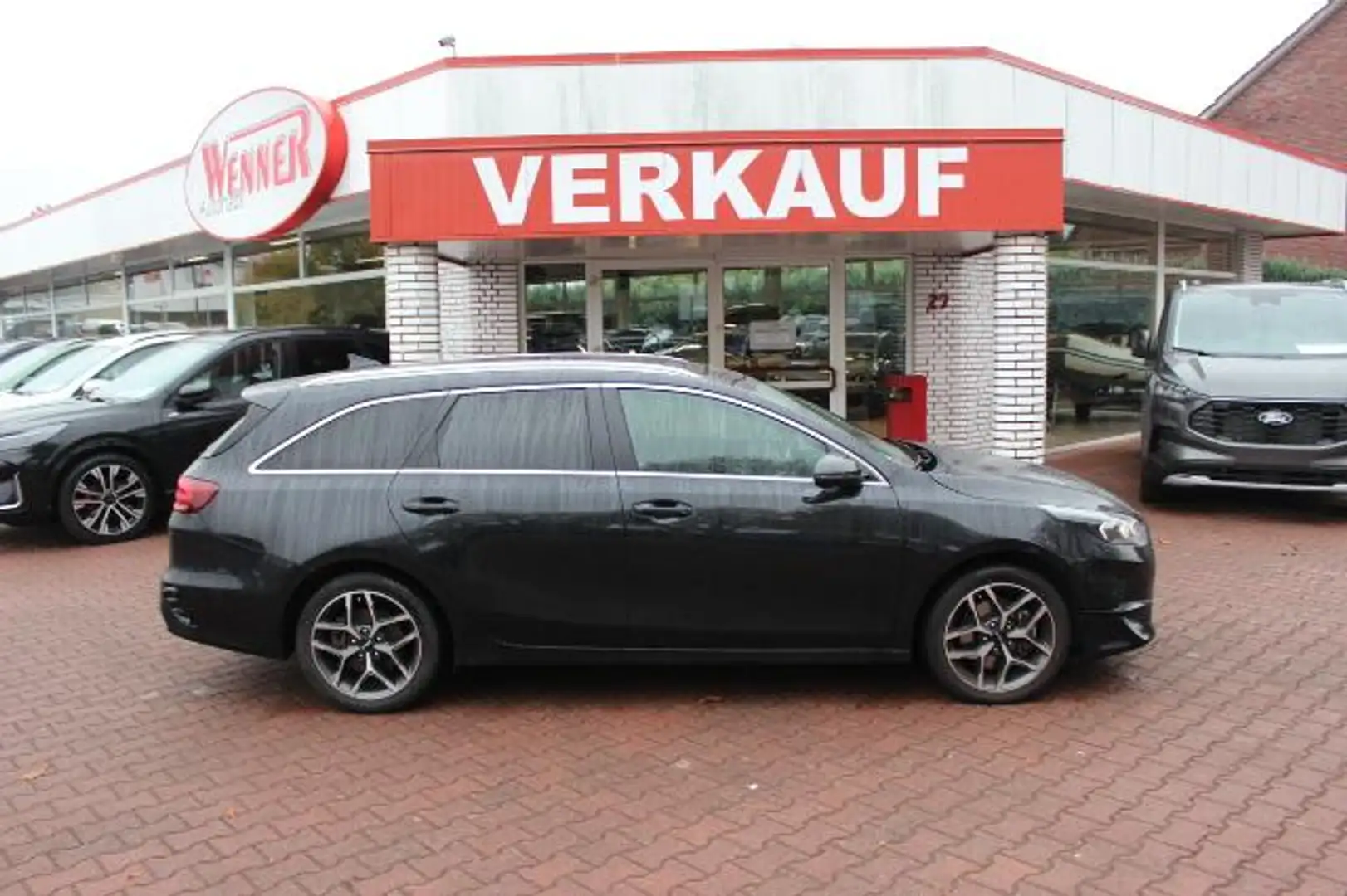 Kia Ceed SW / cee'd SW Ceed 1.5 T-GDI Platinum -Schiebedach-Leder Schwarz - 1