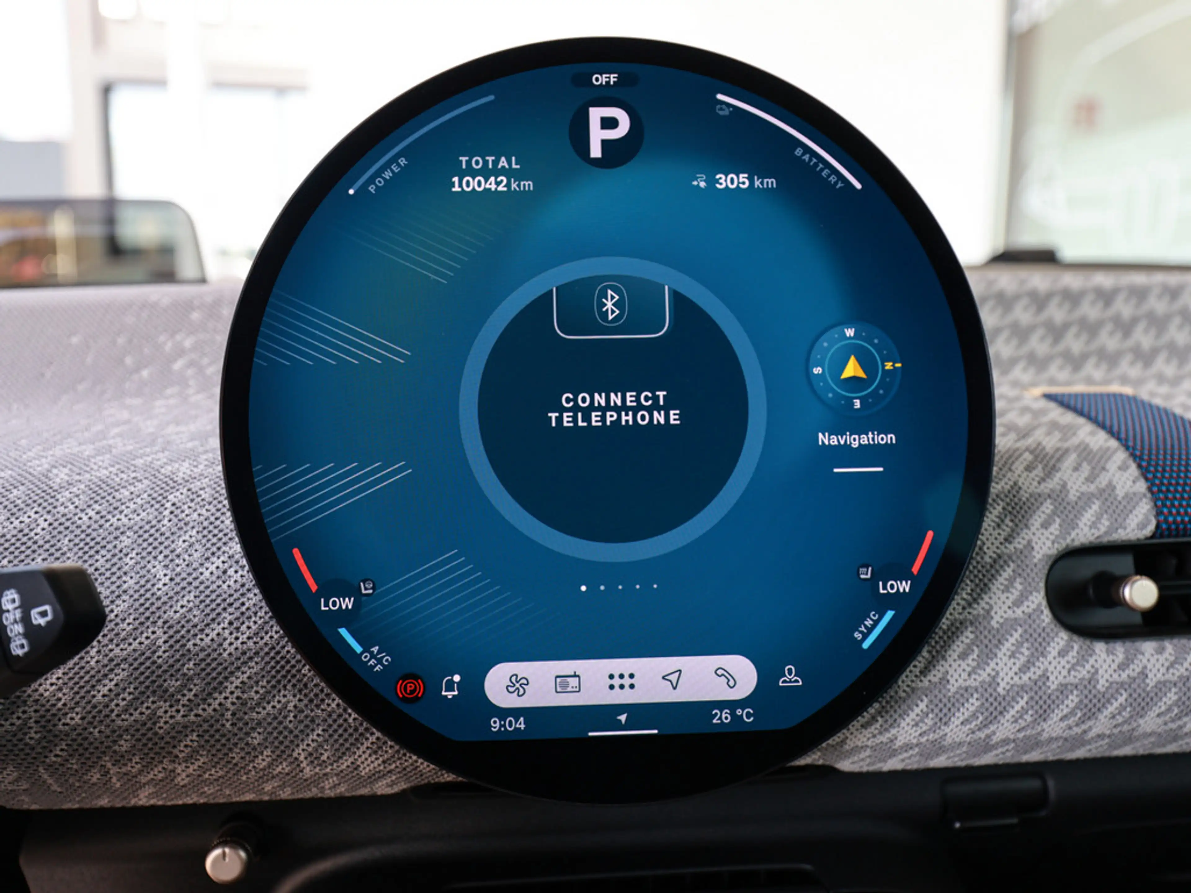 MINI Cooper E Favoured Trim PANO HUD LED NAVI SHZ — photo 12