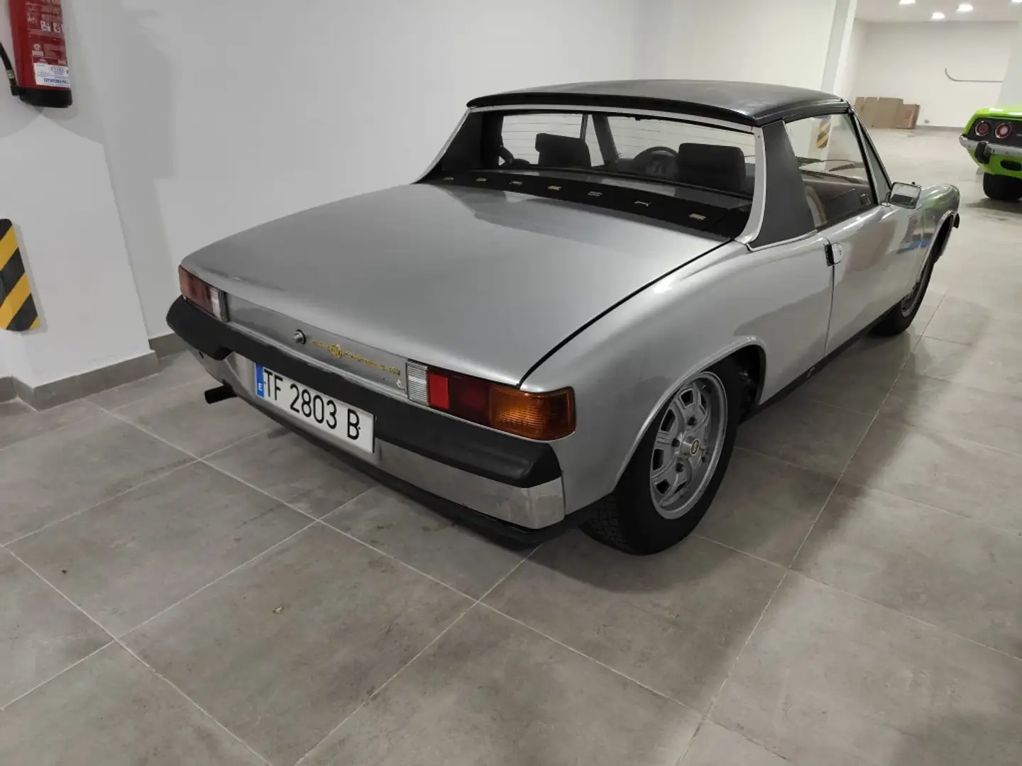 Porsche  914.4 Plateado - 2