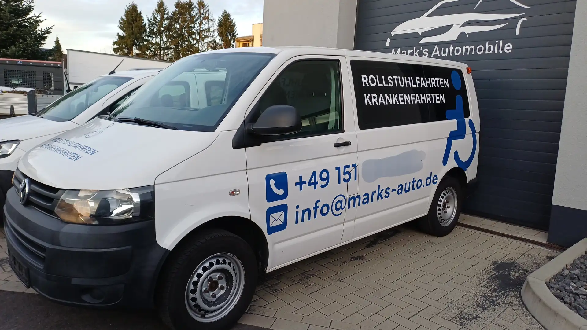 Volkswagen T5 Transporter Kombi* 5 Sitzer*Rollstuhl- Rampe* Weiß - 2