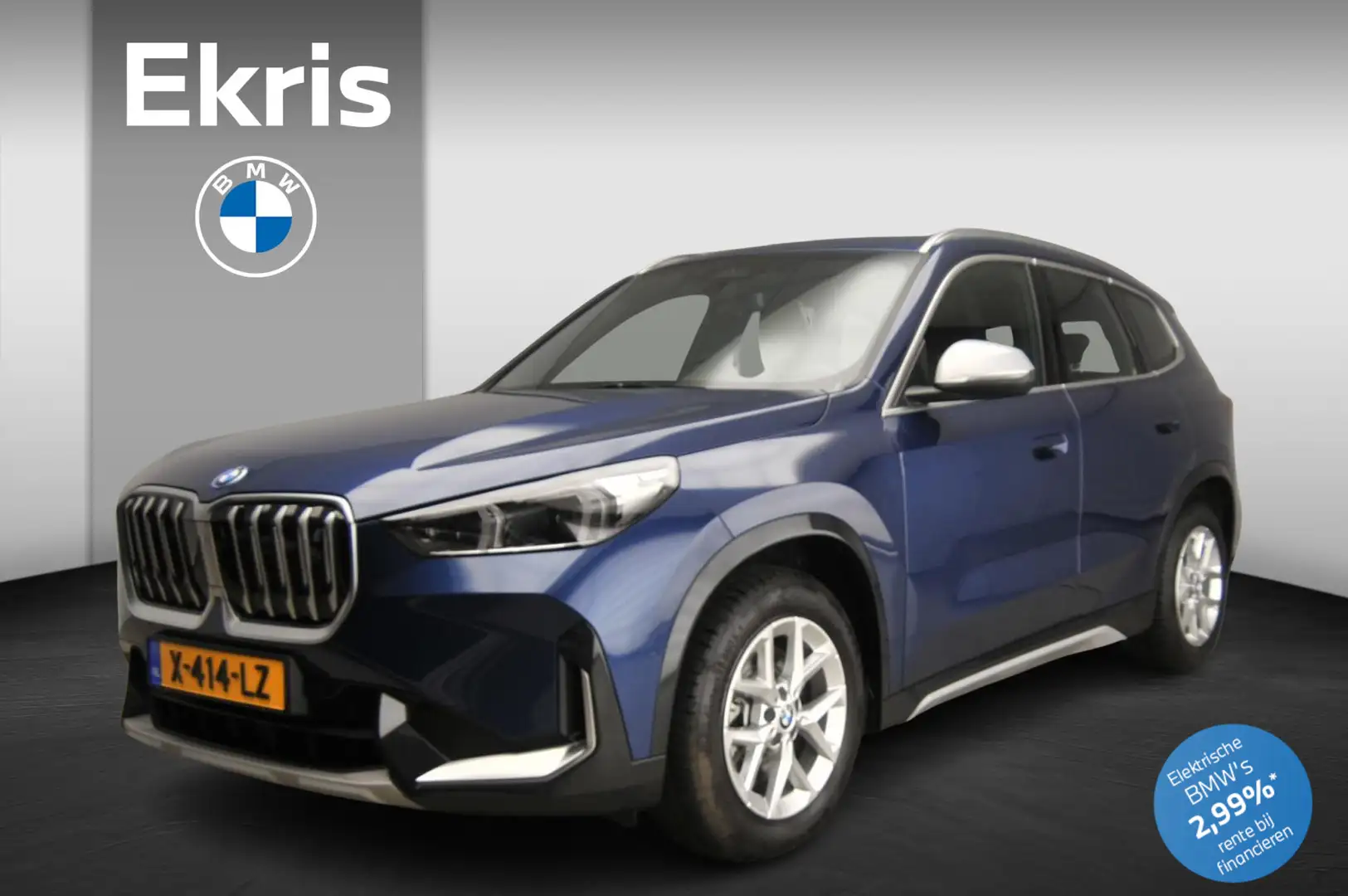 BMW iX1 xDrive30 | LED | Leder | Navigatie | Sportstoelen Blauw - 1