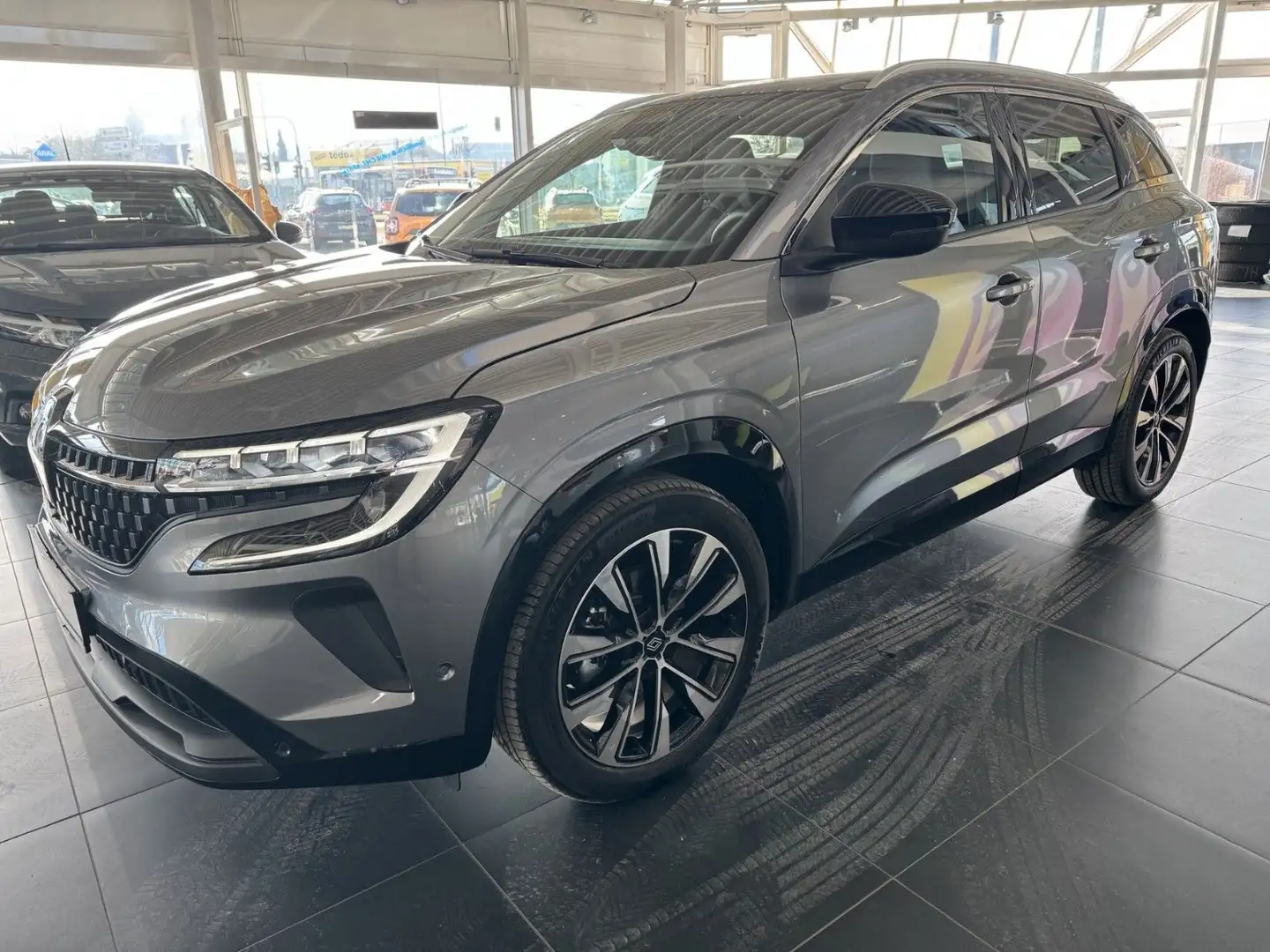 Renault Austral Techno TCe160 AUTOMATIK *Top Ausstattung Gris - 1