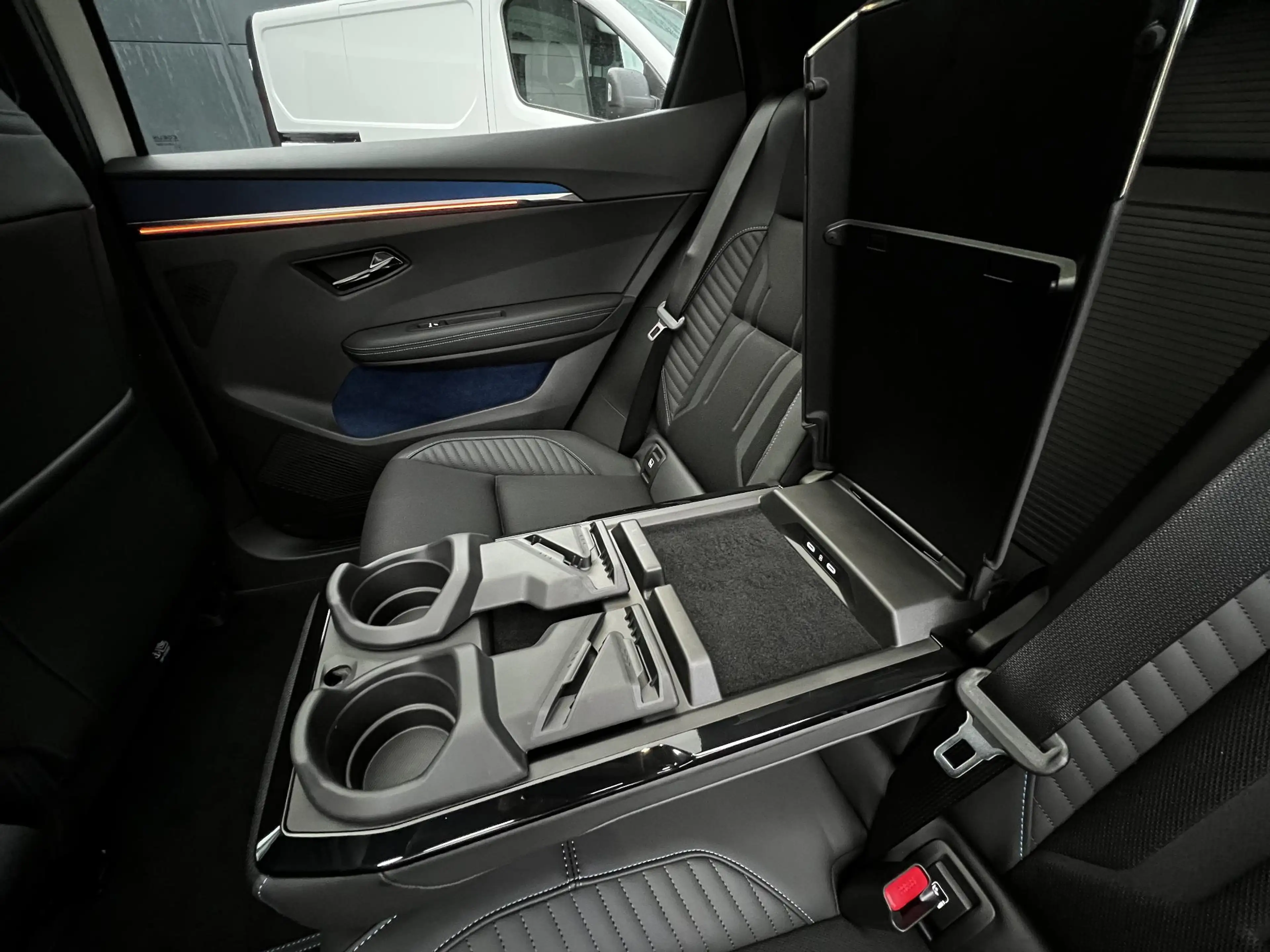 Renault Scenic E-Tech EV87 Long Range | Esprit Alpine | All-seaso — photo 9