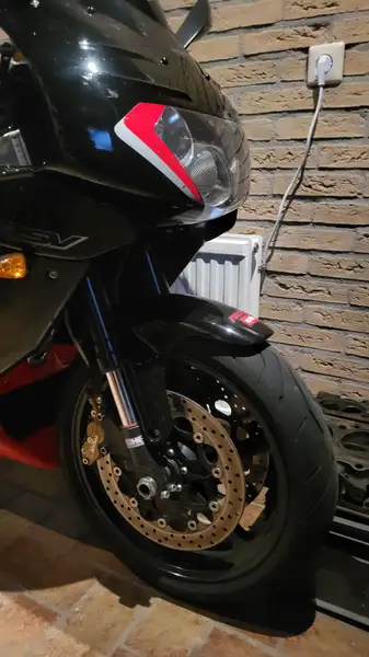 Aprilia RSV Mille - foto 5