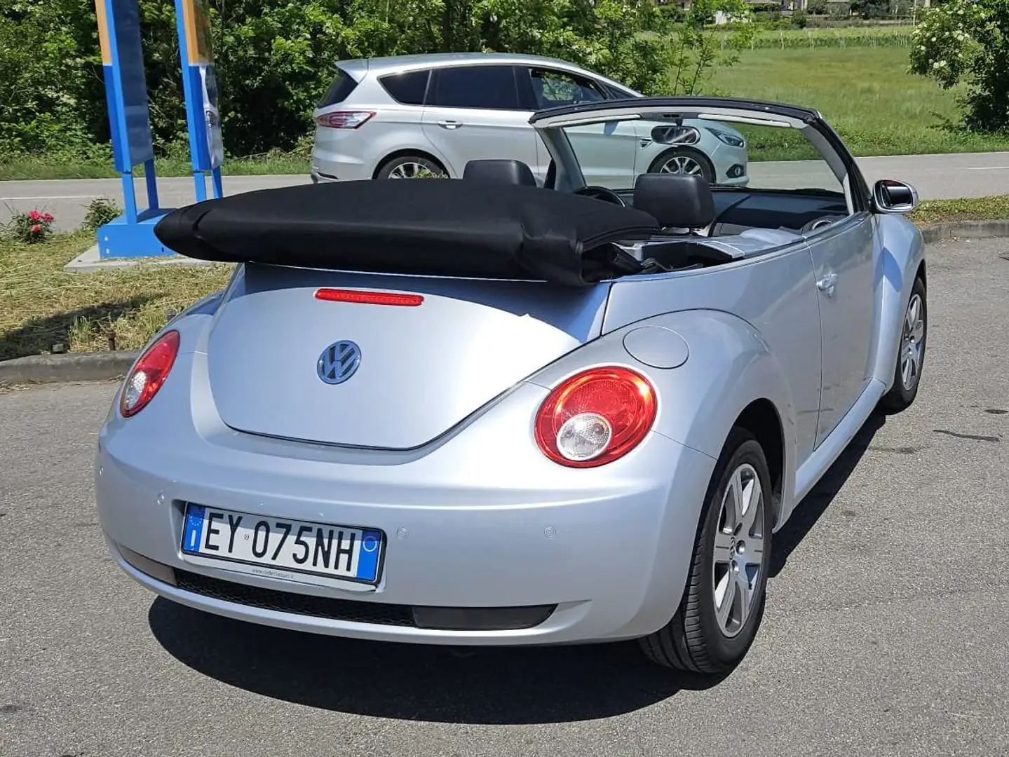 Volkswagen New Beetle New Beetle Cabrio Cabrio 1.6 FL Argento - 2