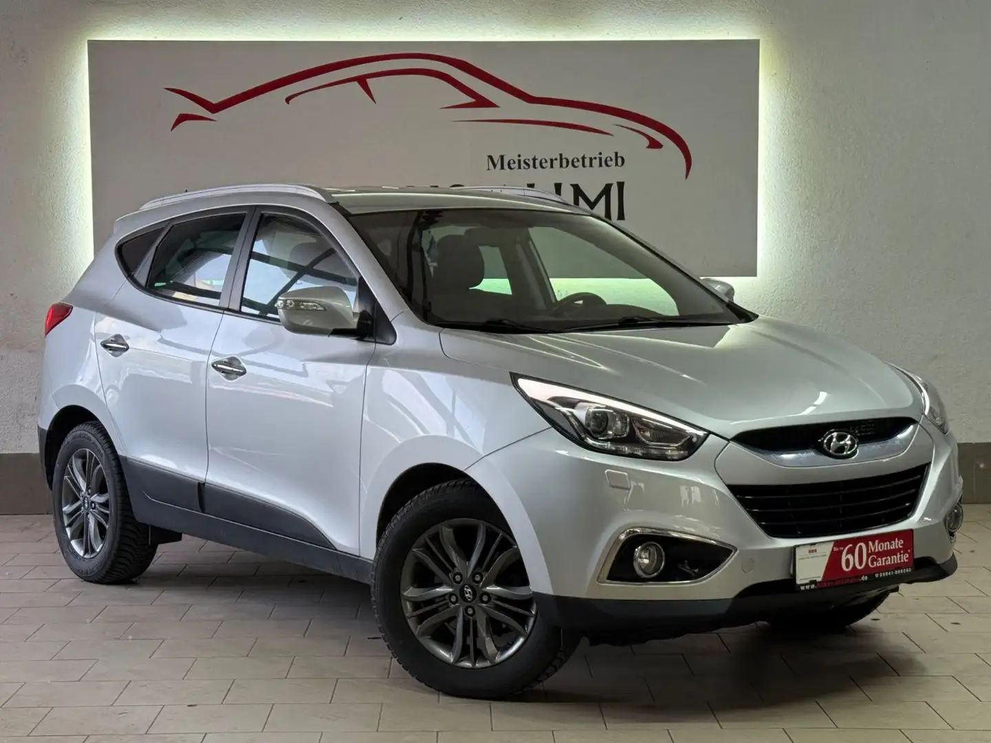 Hyundai iX35 Style AWD Scheckeheft Kamera Leder Ezüst - 1