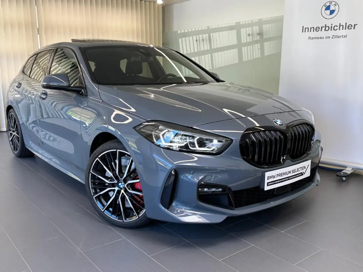 BMW 120 120d xDrive Grijs - 1
