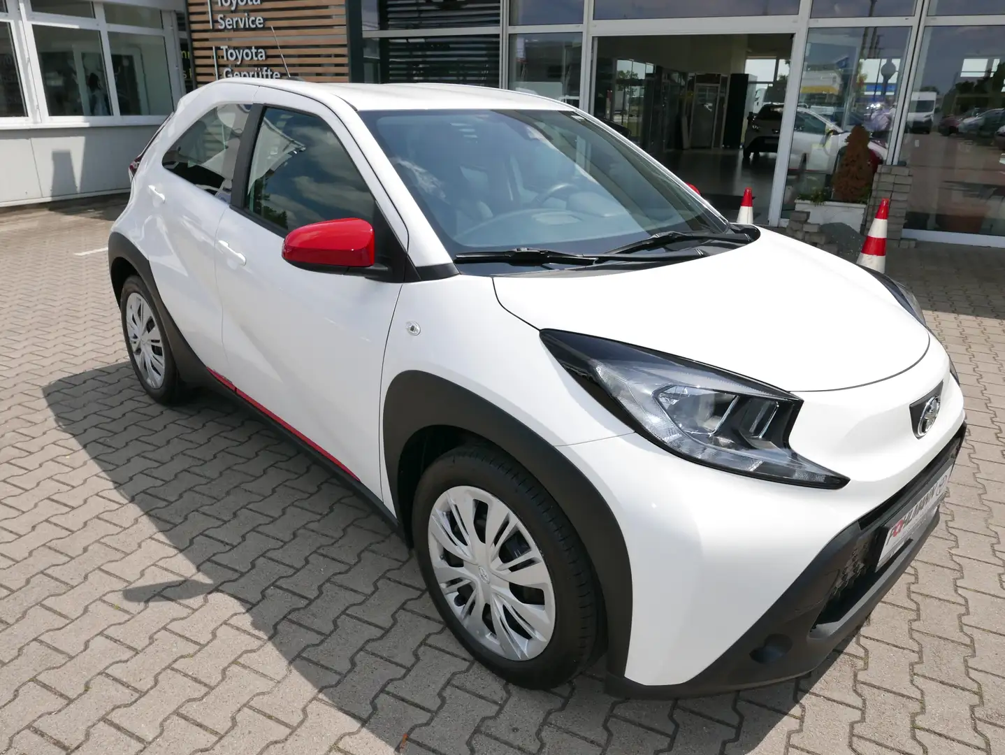 Toyota Aygo X Play KLIMA*5-GANG*KAMERA Weiß - 2