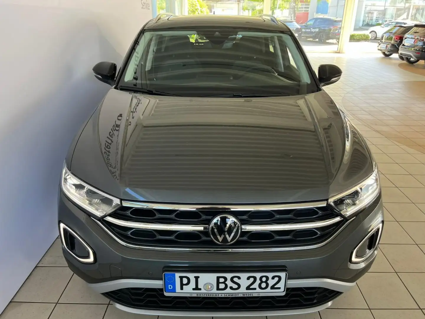 Volkswagen T-Roc Style 1.5TSI DSG LED AHK Pano ACC RFK APP Klima Grau - 2