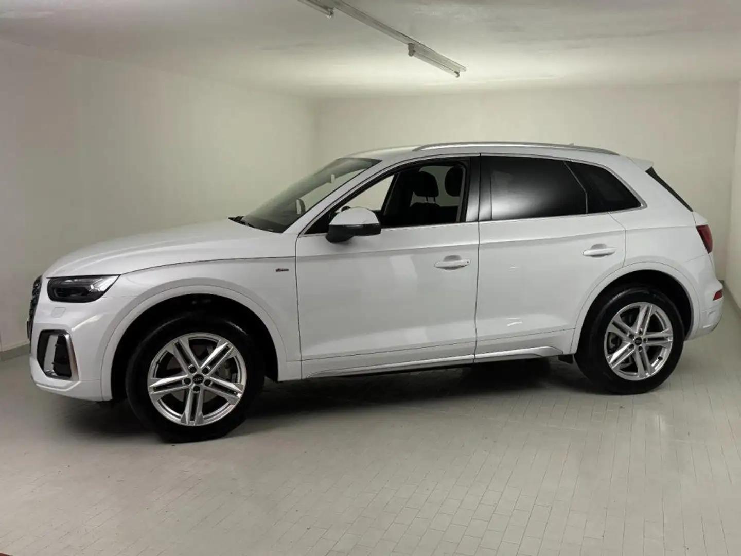 Audi Q5 40 TDI 204 CVquattroStronicSlineGARANZIA AUDI2028 Wit - 2