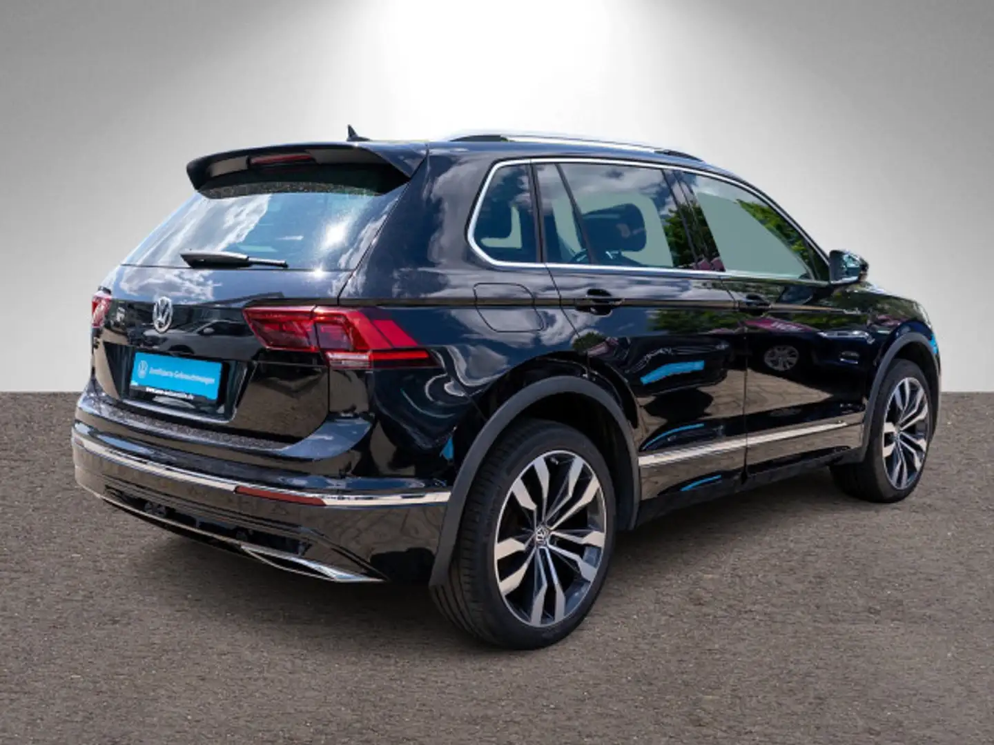 Volkswagen Tiguan R-Line 2.0 TSI 4M DSG LED 360° Pano AHK Schwarz - 2