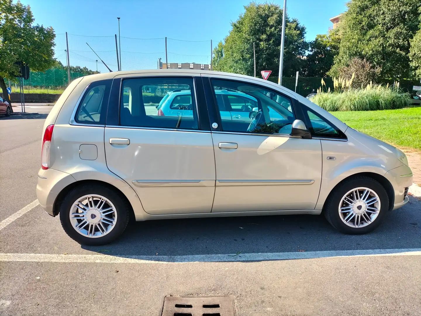 Lancia MUSA Musa 1.4 8v Oro ecochic Gpl Oro - 2