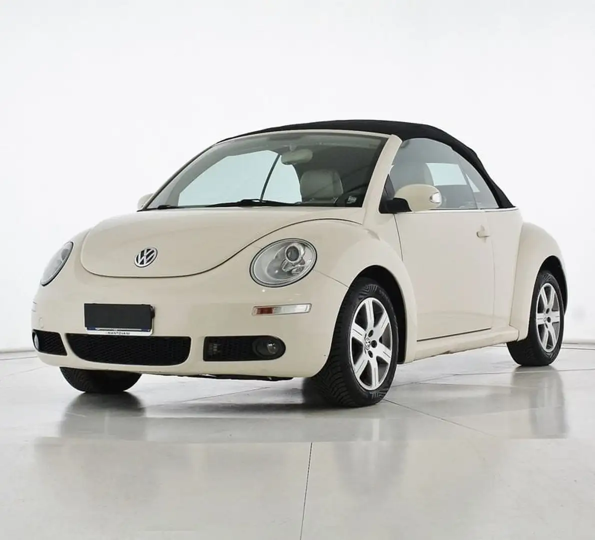 Volkswagen New Beetle 1.6 Cabrio Bej - 1