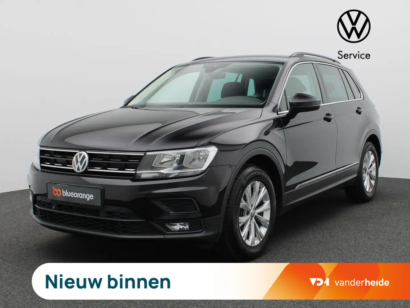 Volkswagen Tiguan 1.5 TSI Comfortline 130PK Trekhaak, Alarm, Navi, P Schwarz - 1