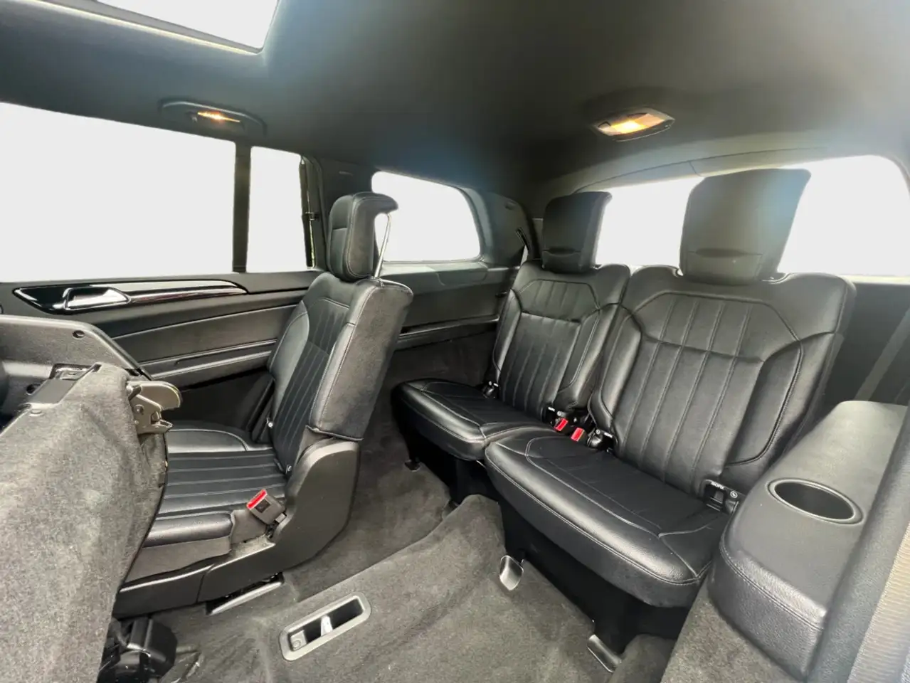 Mercedes-Benz GLS photo Mercedes-Benz GLS