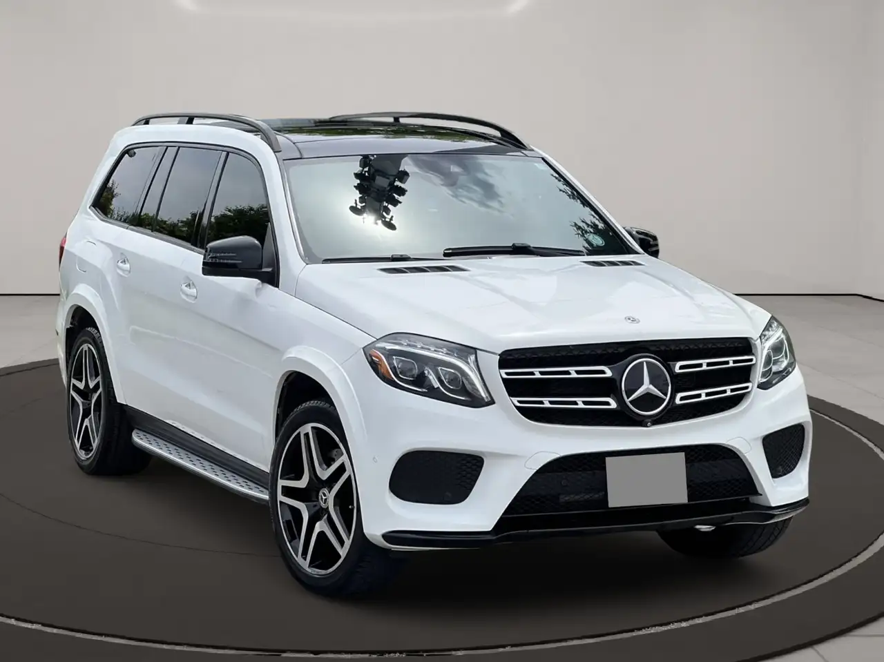 Mercedes-Benz GLS photo Mercedes-Benz GLS