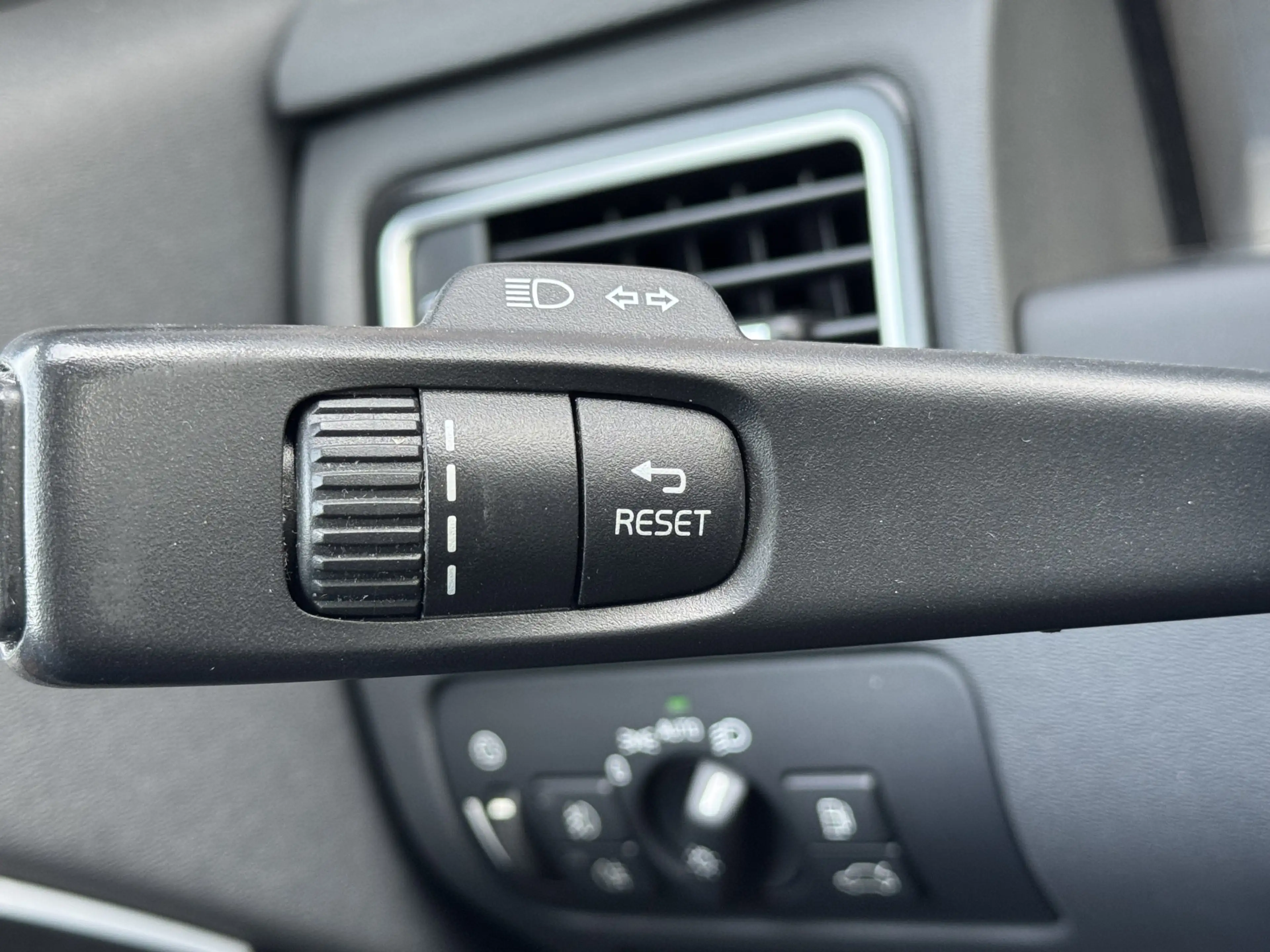 Volvo S80 3.0 T6 AWD SUMMUM | NL-AUTO! | LEDER! | TREKHAAK! — photo 21