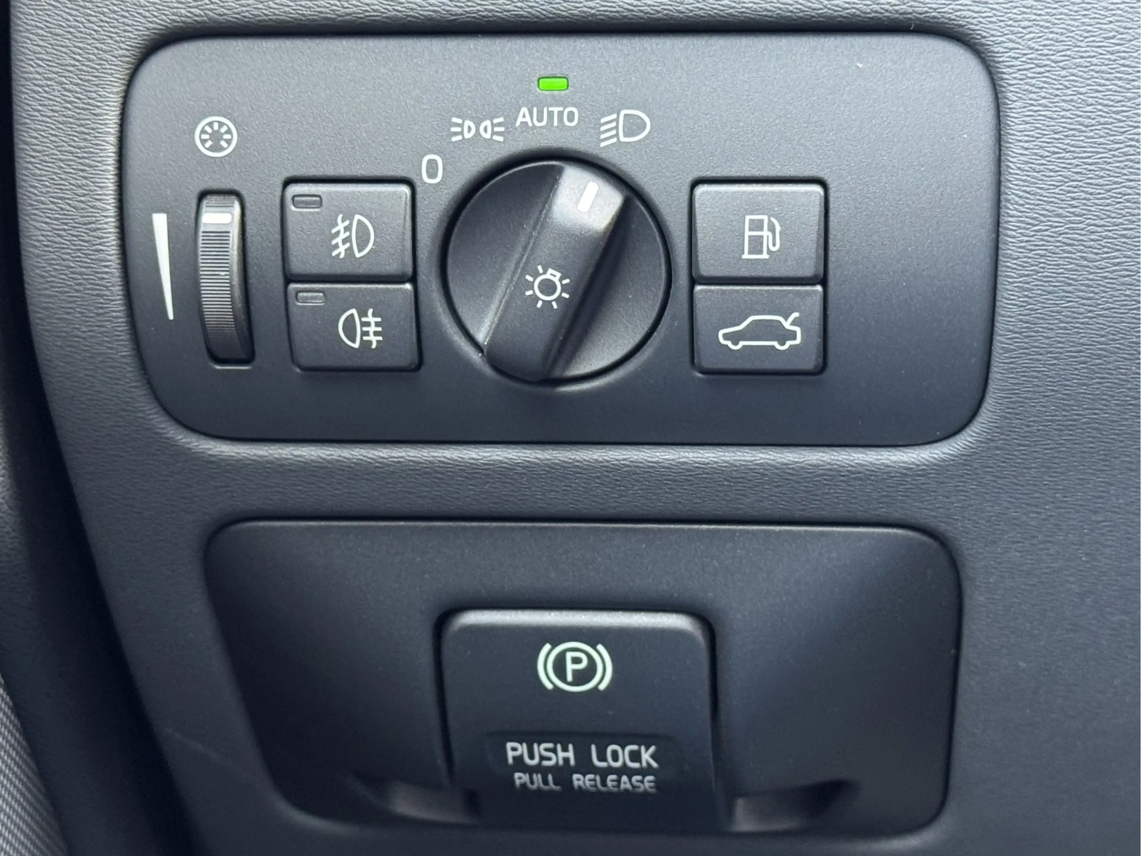 Volvo S80 3.0 T6 AWD SUMMUM | NL-AUTO! | LEDER! | TREKHAAK! — photo 23