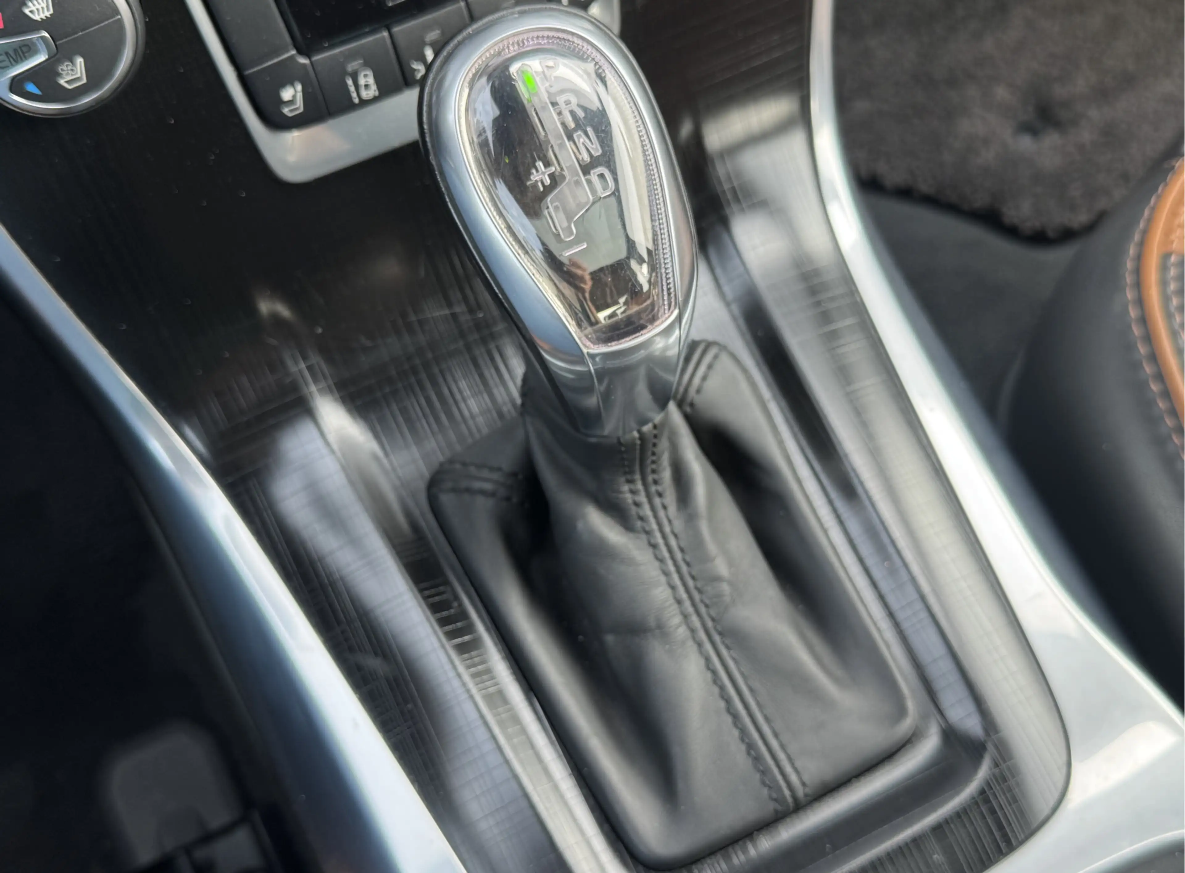Volvo S80 3.0 T6 AWD SUMMUM | NL-AUTO! | LEDER! | TREKHAAK! — photo 17