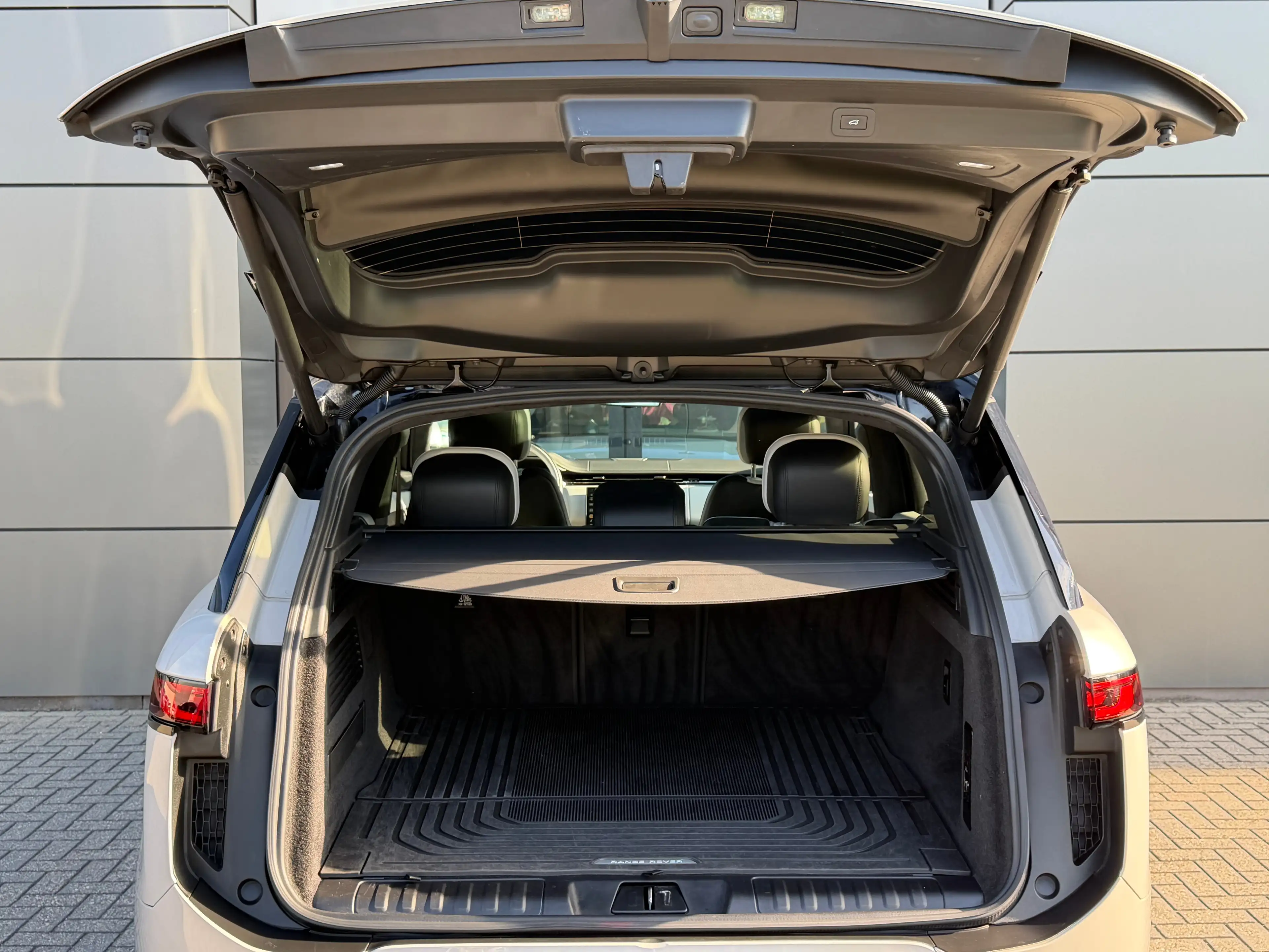 Land Rover Range Rover Sport P460e Dynamic HSE | Alcantara hemel | Massage | Ho — photo 27