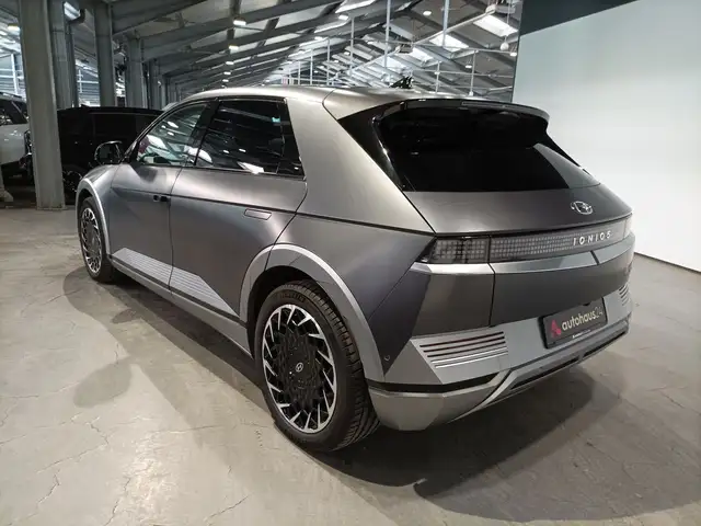 Hyundai Ioniq 5 view 4