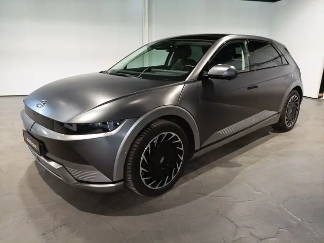 Hyundai Ioniq 5 view 3
