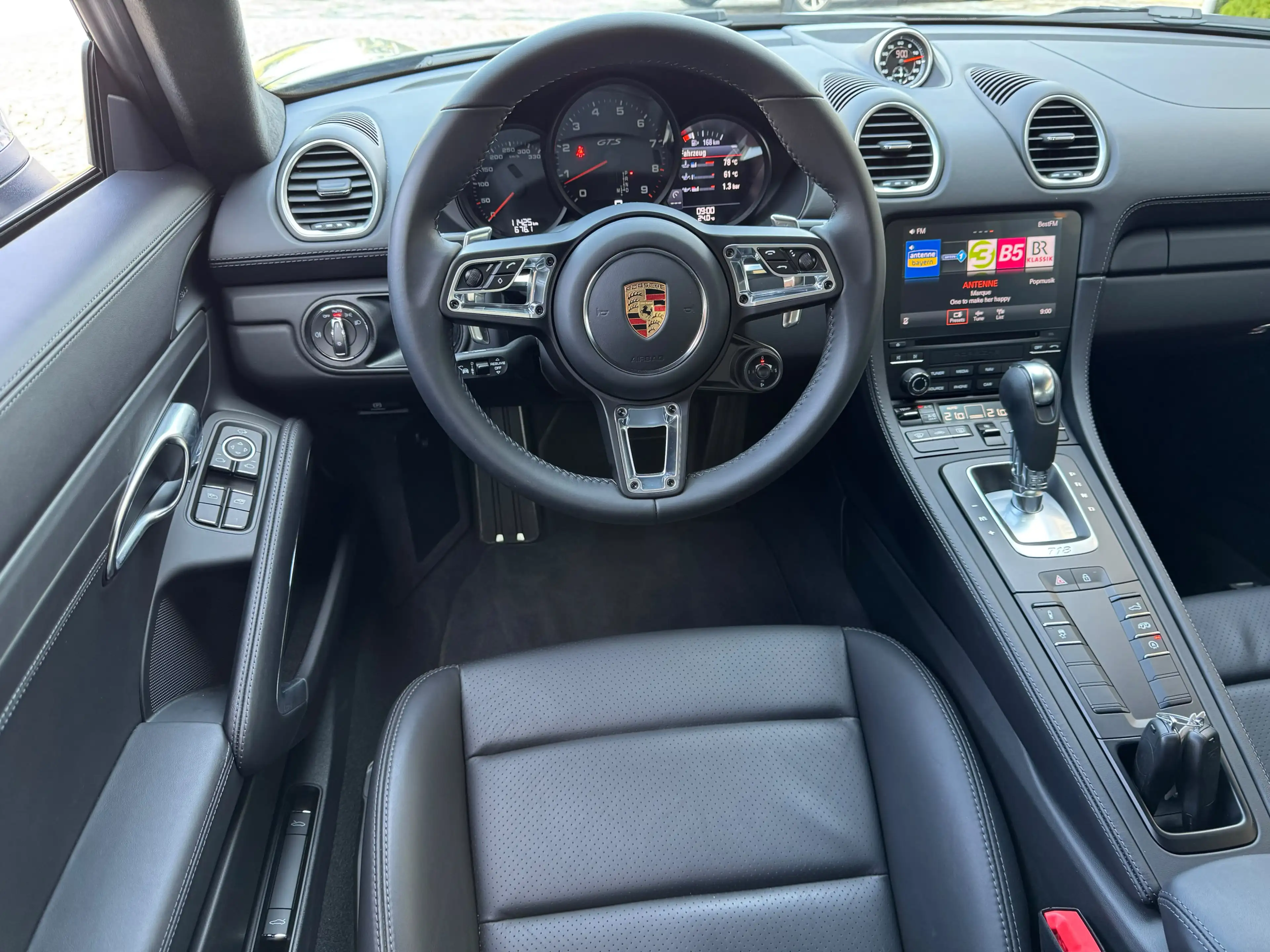 Porsche Cayman GTS CarPlay|PDK|KESSY|PASM — photo 9