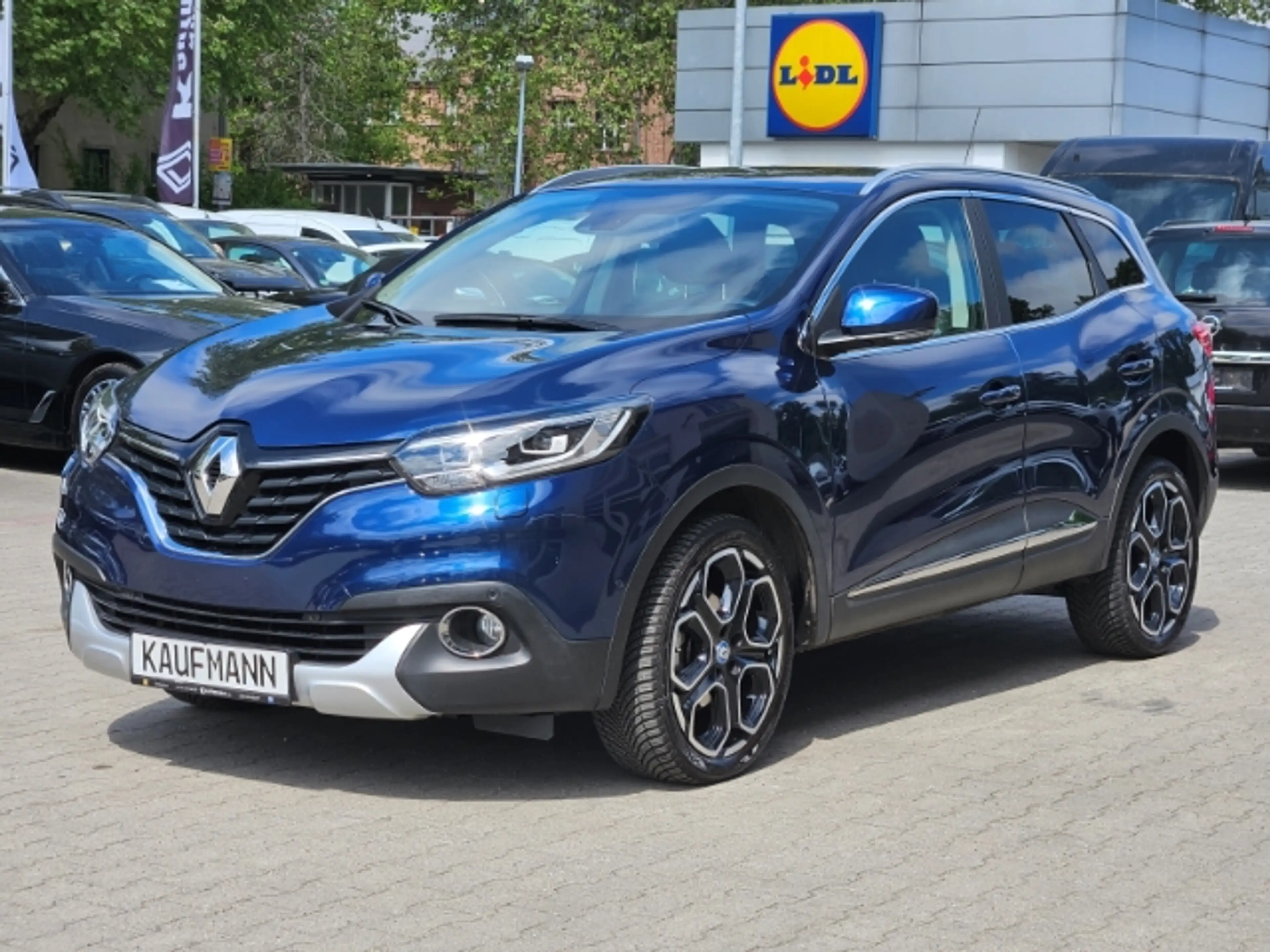 Renault Kadjar Crossboarder-S 1.2 TCe 130 BOSE Kamera Leder
