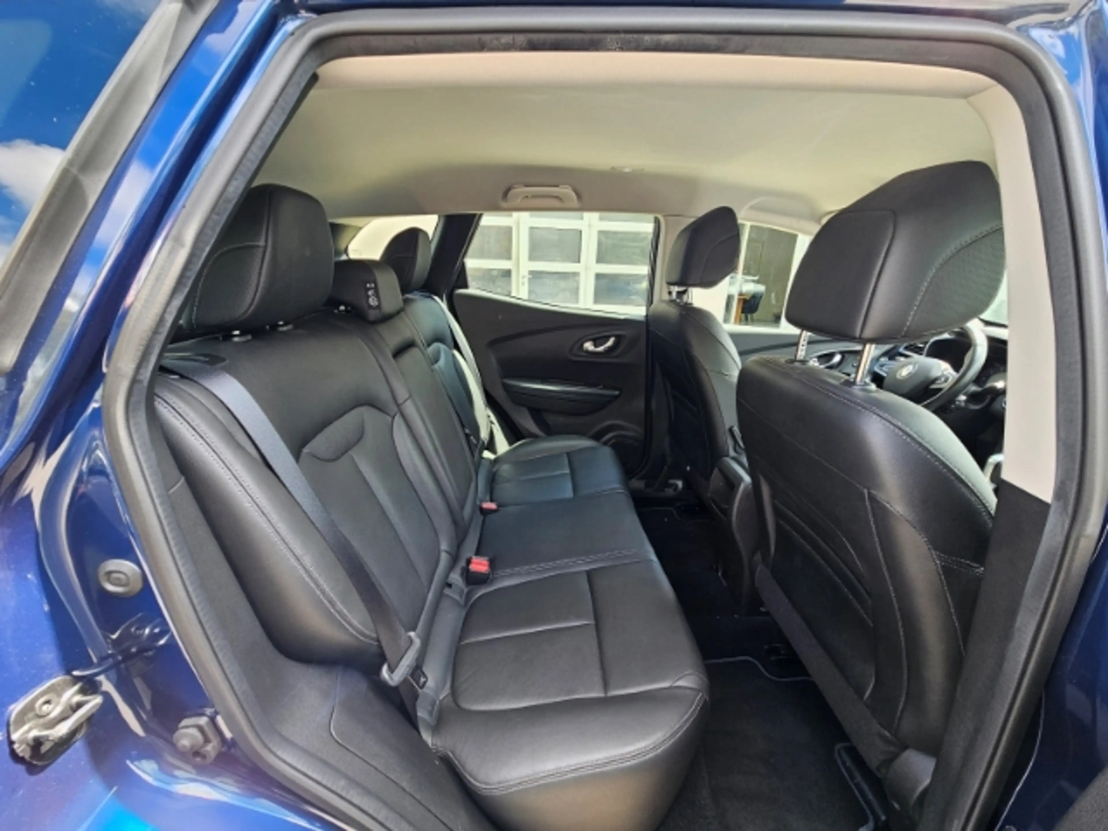 Renault Kadjar Crossboarder-S 1.2 TCe 130 BOSE Kamera Leder — photo 10