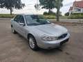 Ford Mondeo 2.5 V6 Ghia Automatik*Klima*Tüv-Neu*1-Hand Argent - thumbnail 6