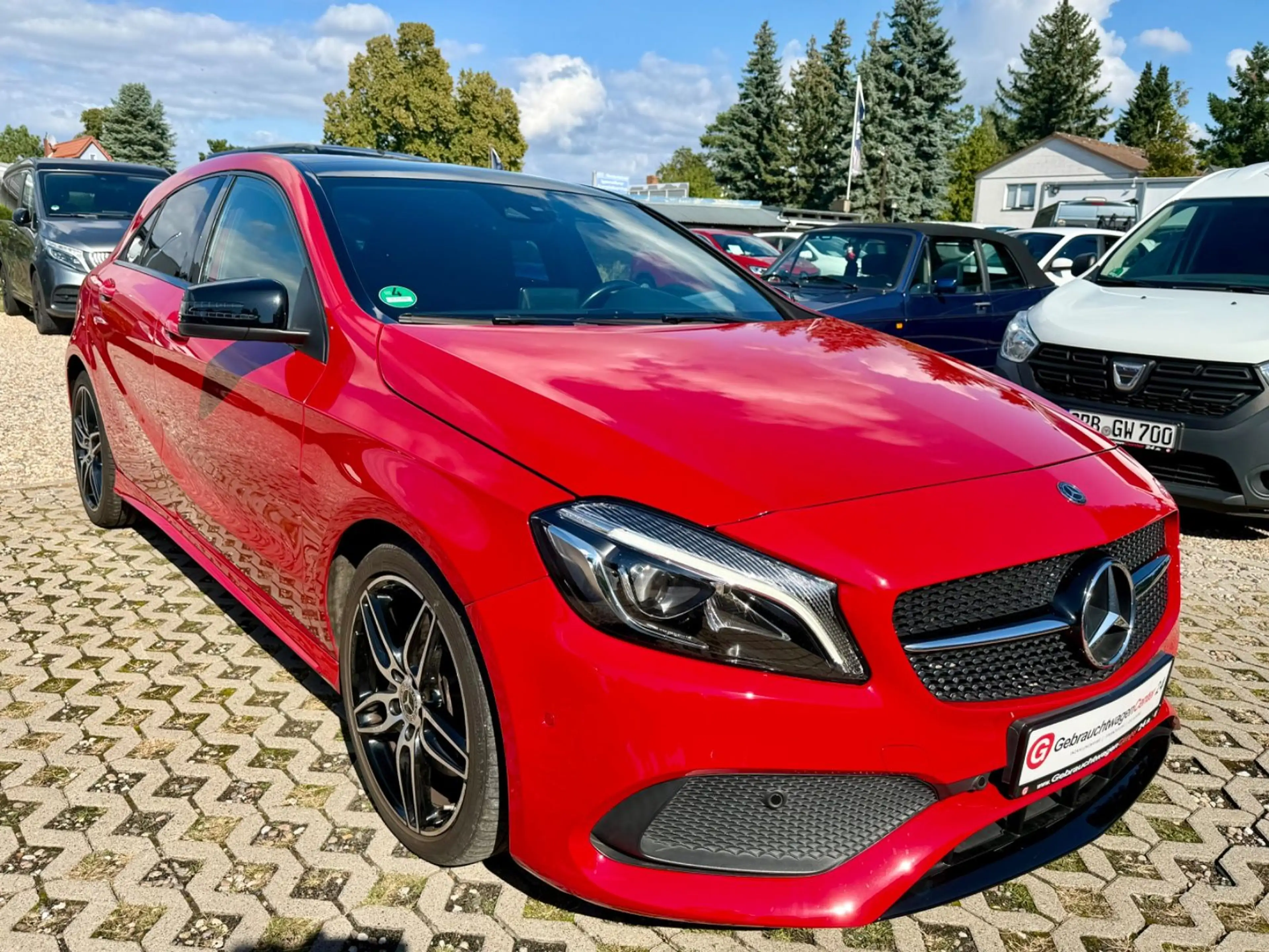 Mercedes-Benz A 220 4Matic,AMG, Leder, RKF, SHZ, Pano — photo 4